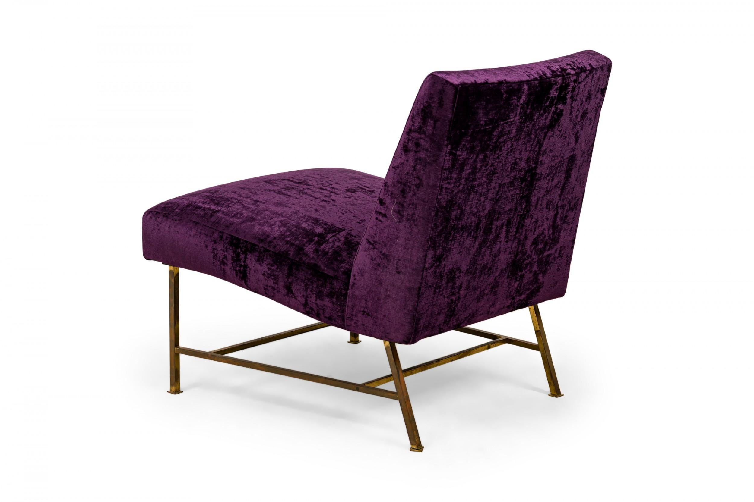Harvey Probber American Mid-Century Purple Velour and Brass Slipper Chair In Good Condition For Sale In New York, NY