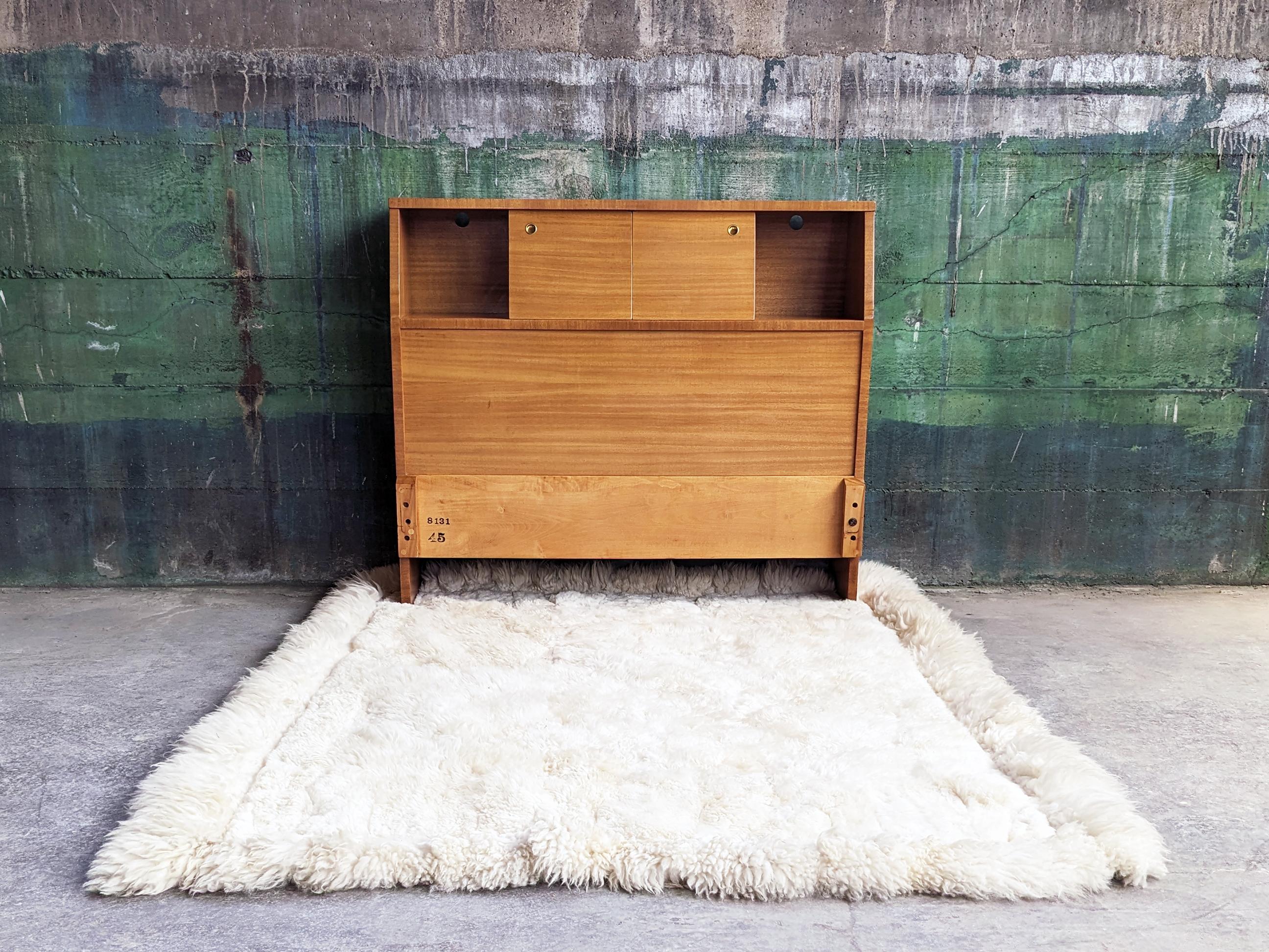 Harvey Probber Attributed Twin Sized Mid-Century Bookcase Headboard, circa 1960s For Sale 1