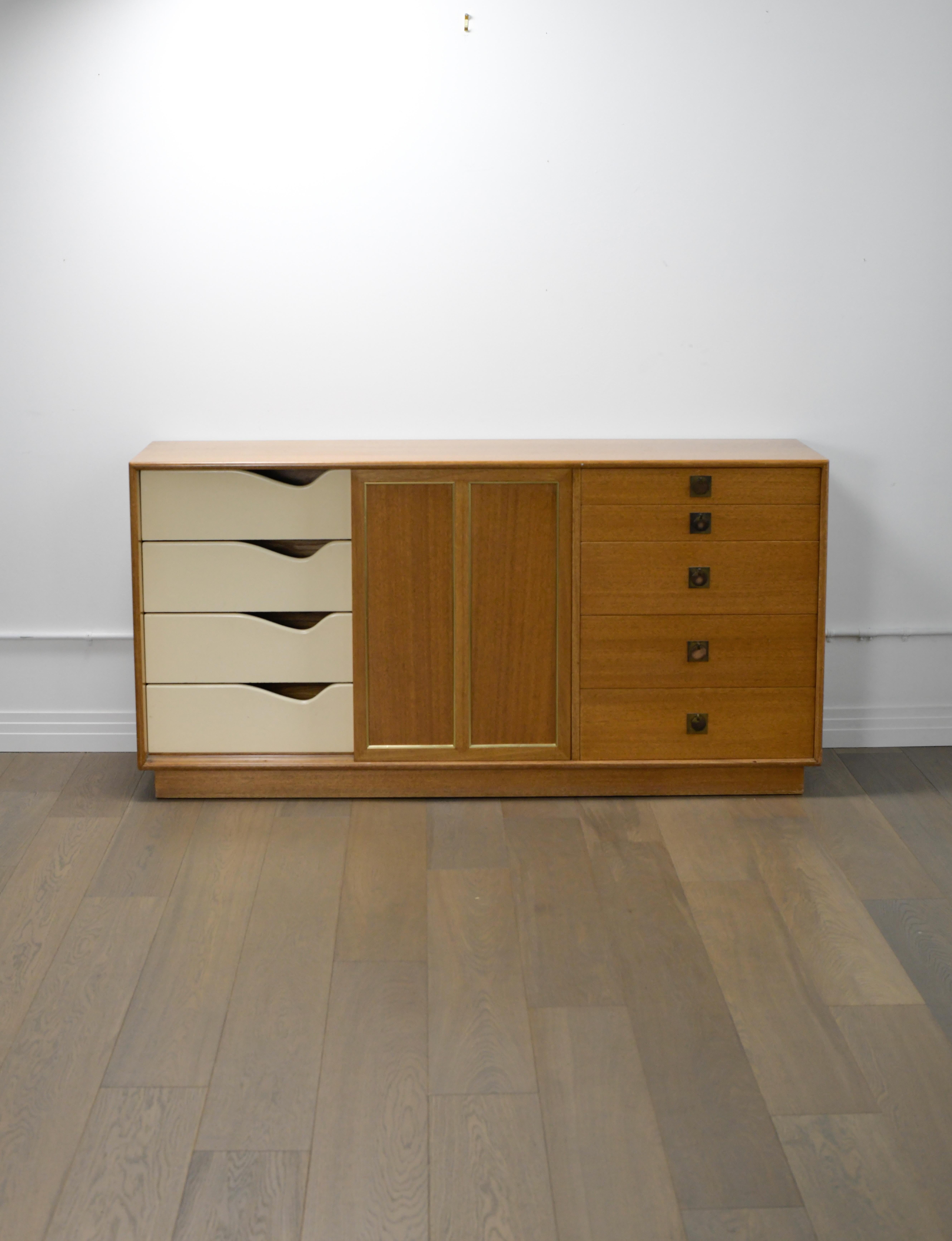 Mid-Century Modern Harvey Probber Bleached Mahogany Credenza  For Sale