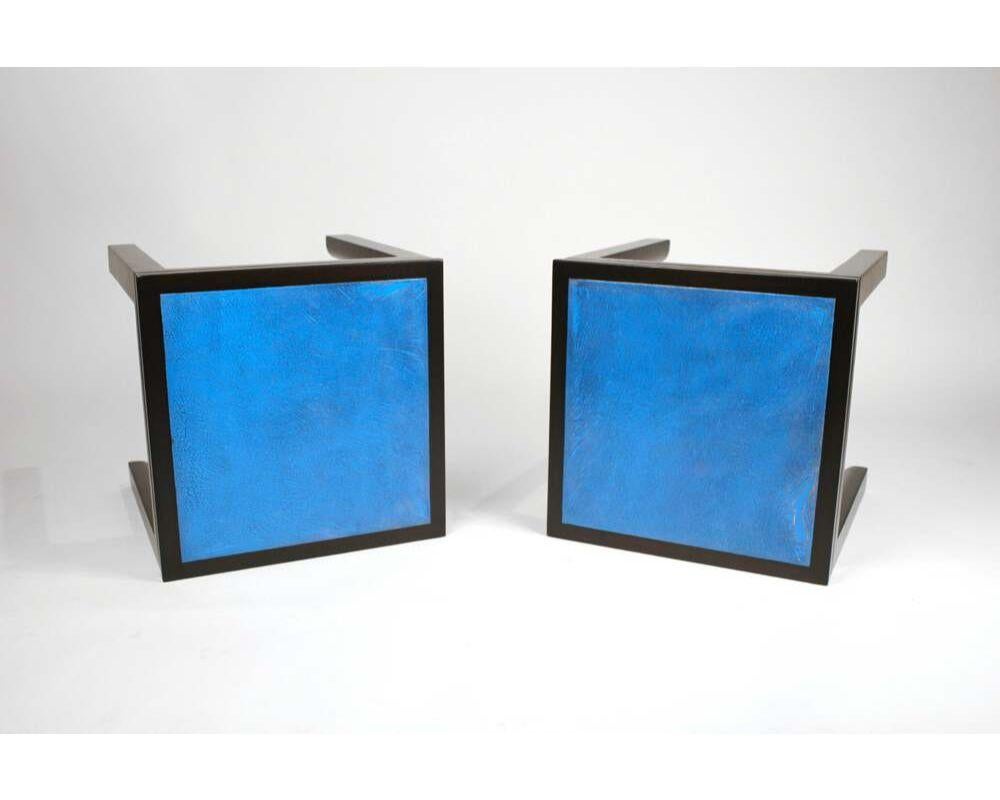 Harvey Probber Beistelltische aus blau emailliertem Kupfer und Espresso-Mahagoni, 1960er Jahre im Zustand „Hervorragend“ im Angebot in Dallas, TX