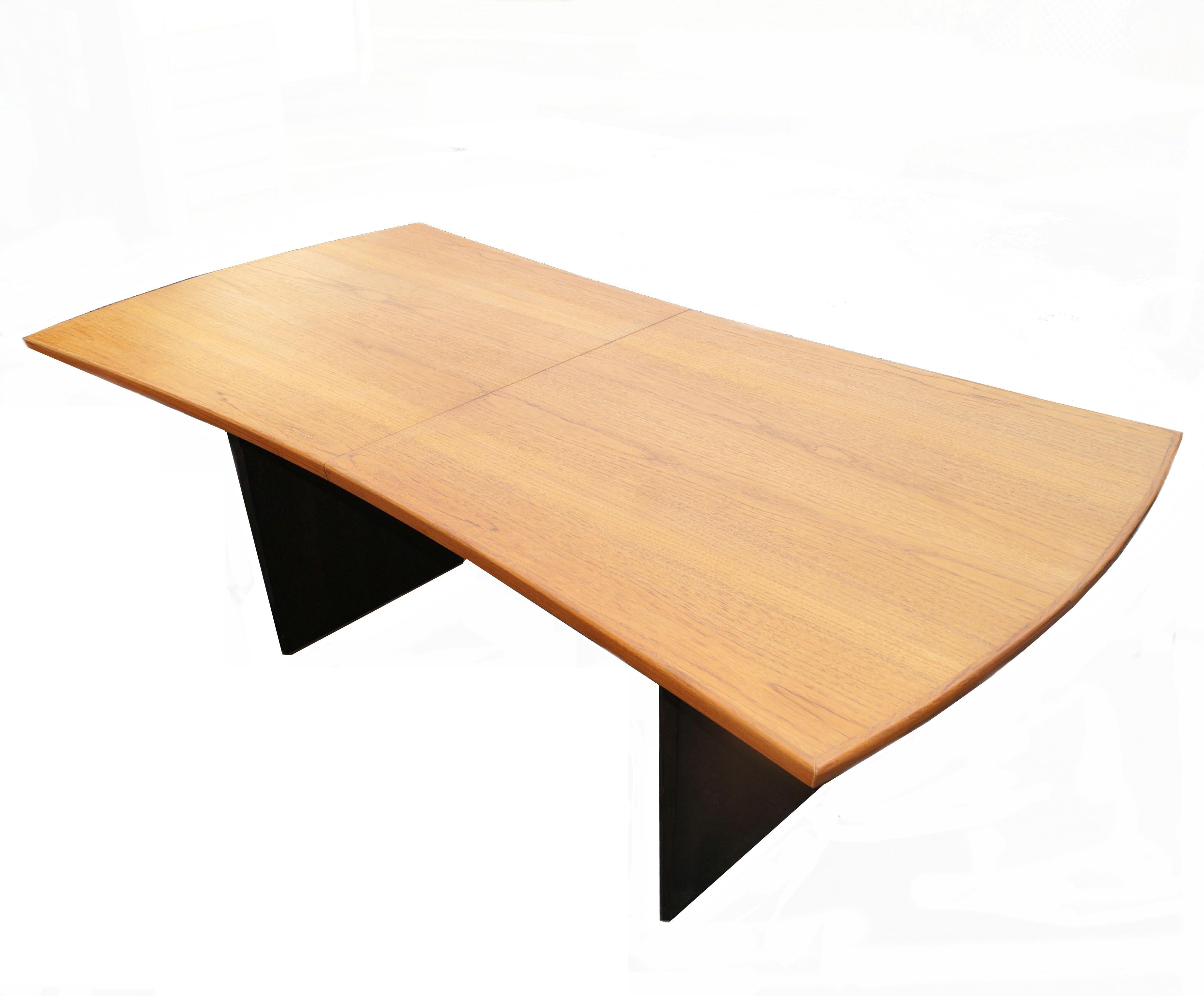 Harvey Probber bow tie dining table with 2 leaves. It is 35.75