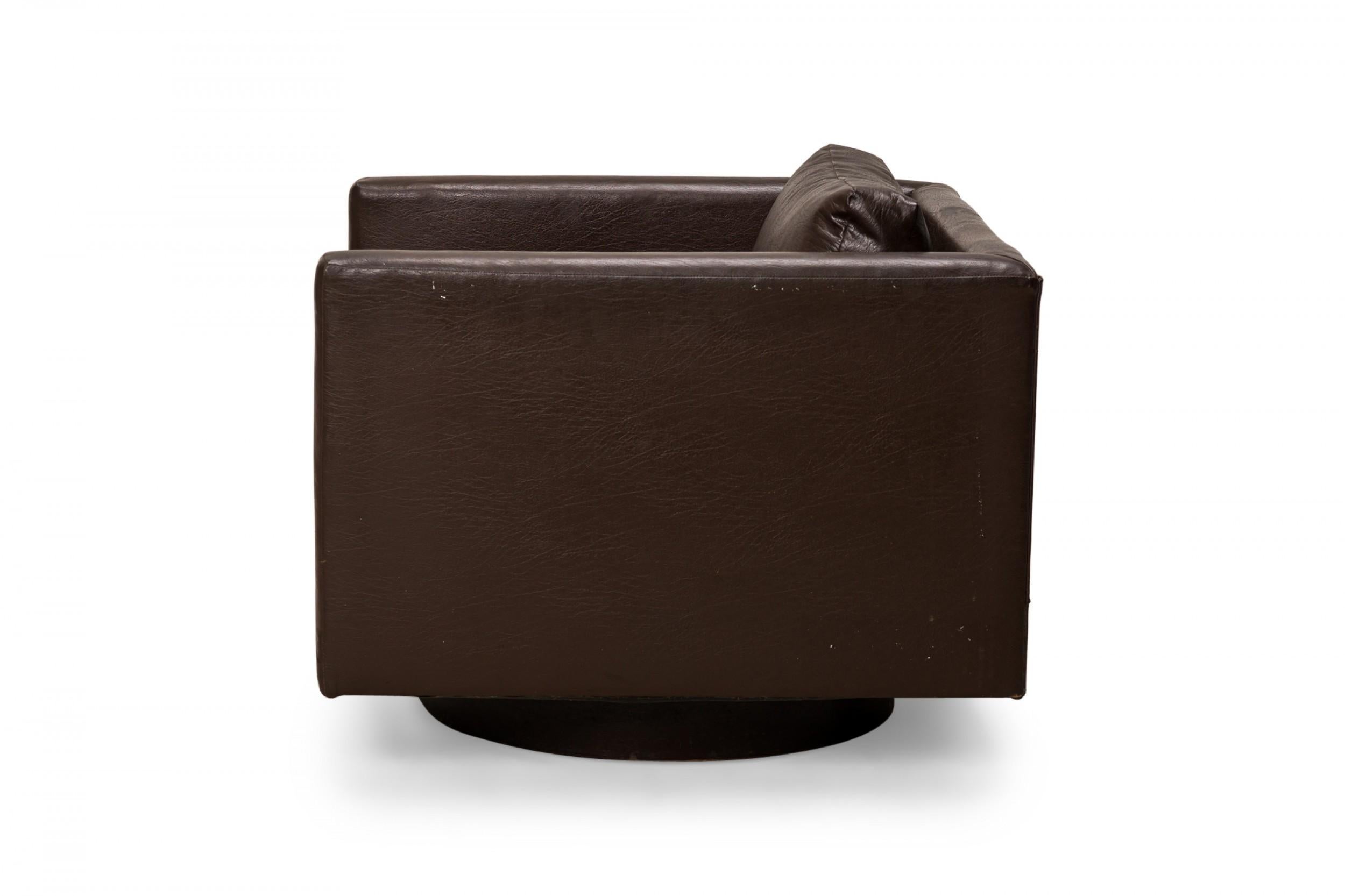 Mid-Century Modern Harvey Probber Brown Vinyl Upholstered Swivel Cube Lounge / Armchair For Sale