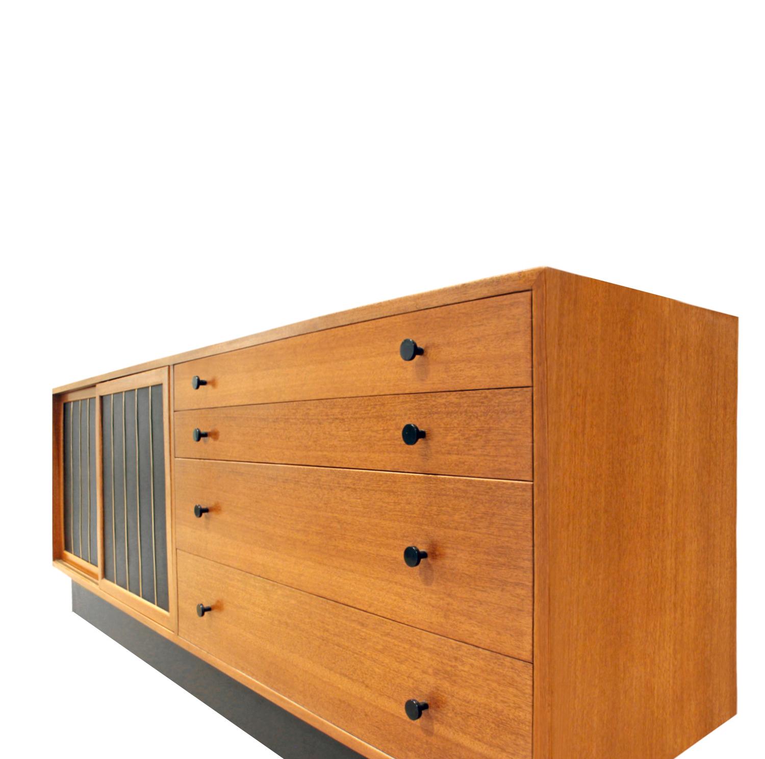 Mid-20th Century Harvey Probber Credenza in Mahogany with Black Leather, 1950s ‘Signed’