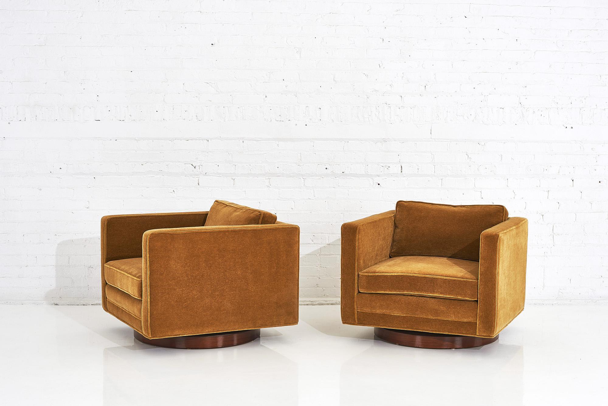 American Harvey Probber Cube Swivel Chairs, Model no. 1461