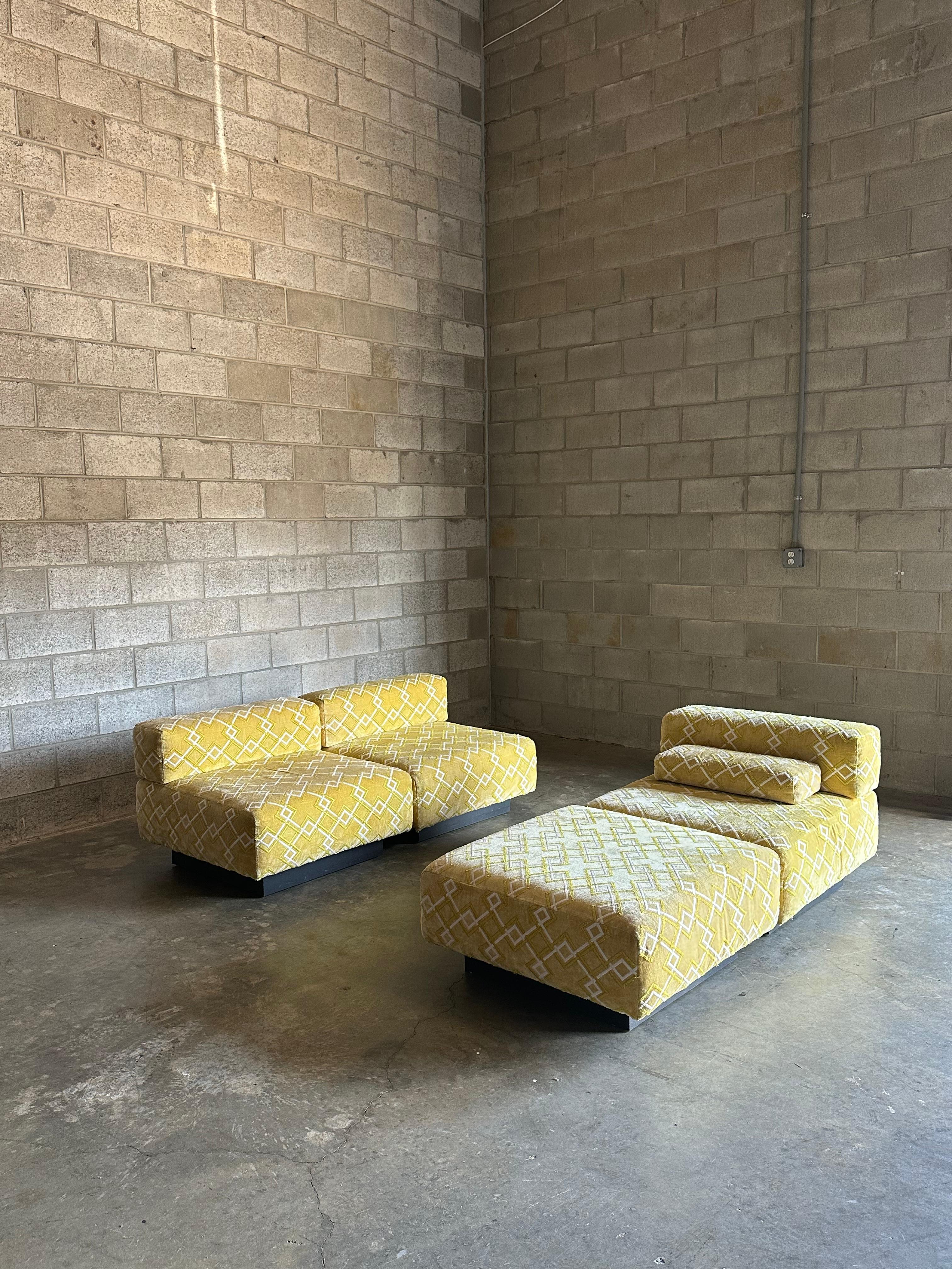 Harvey Probber “Cubo” Minimalist Sectional In Good Condition In St.Petersburg, FL