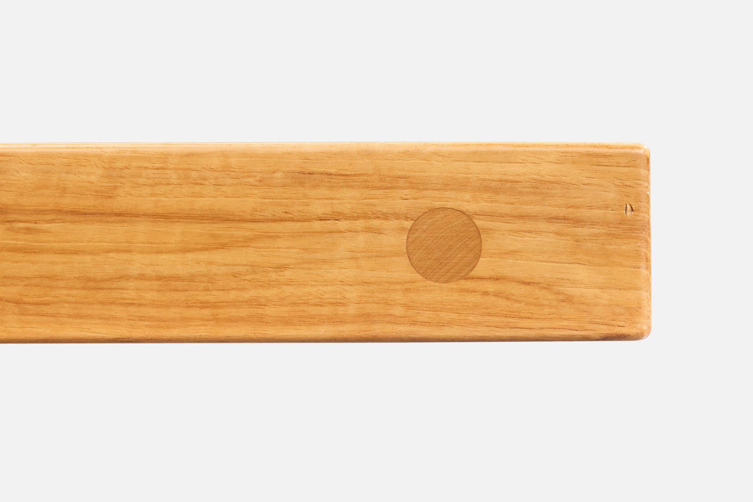 Harvey Probber, Banco a medida, aliso, nogal americano, EE.UU., 1962 Madera en venta