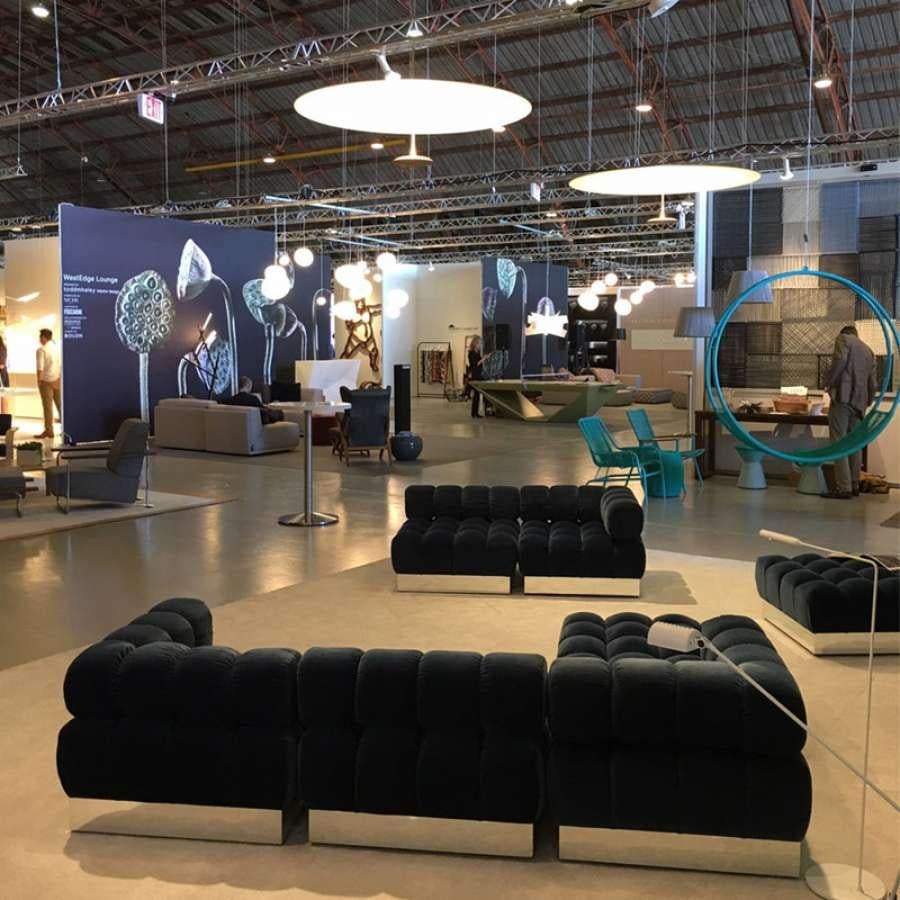Harvey Probber deep tuft designed in 1972.
M2L is the exclusive licensee to produce and distribute Harvey Probber designs.
The deep tuft (7) piece modular
Consists of:
(3) corner unit HL7 31”x31