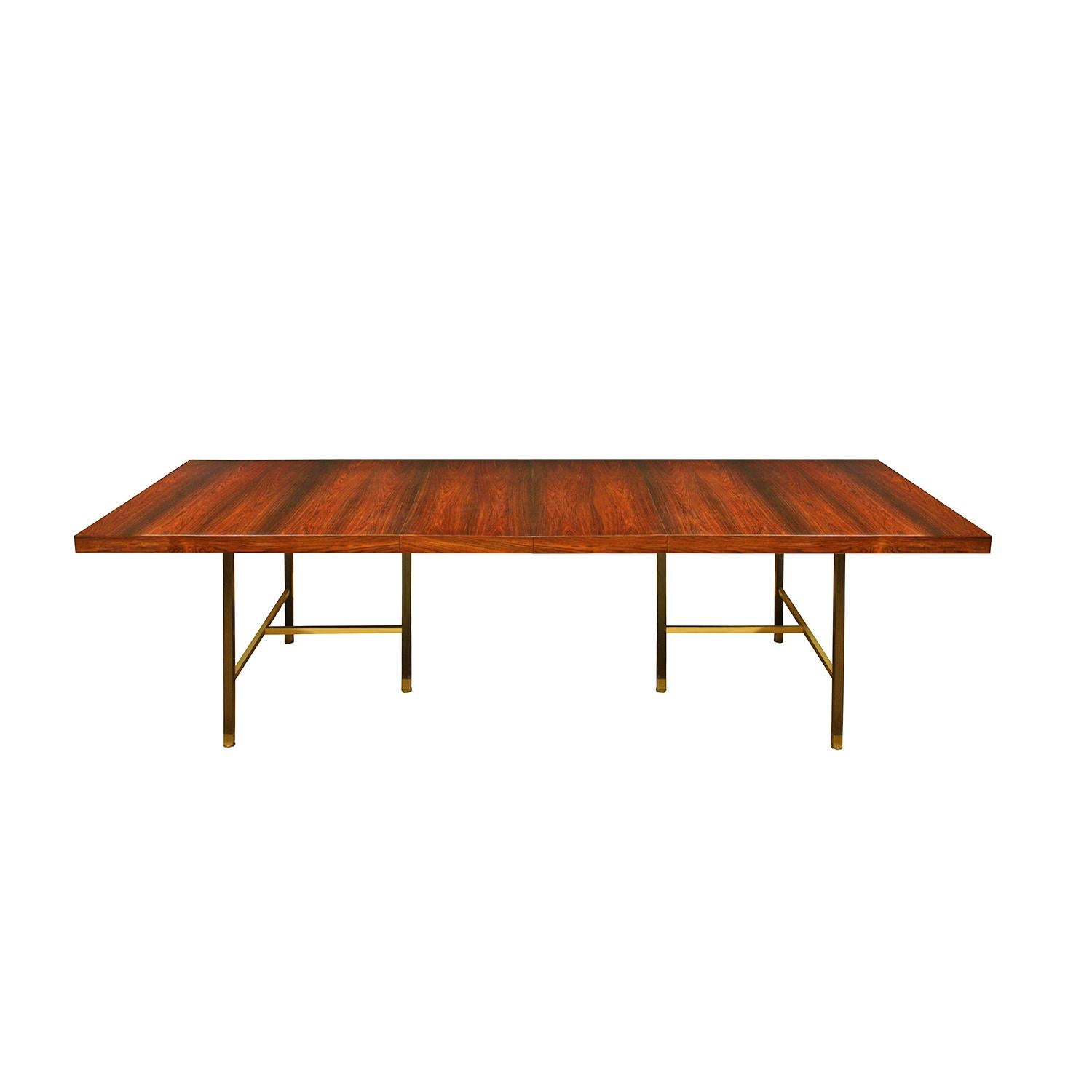 Harvey Probber Dining Table With 2 Leaves In Brazilian Rosewood 1950s (Signed) In Excellent Condition In New York, NY
