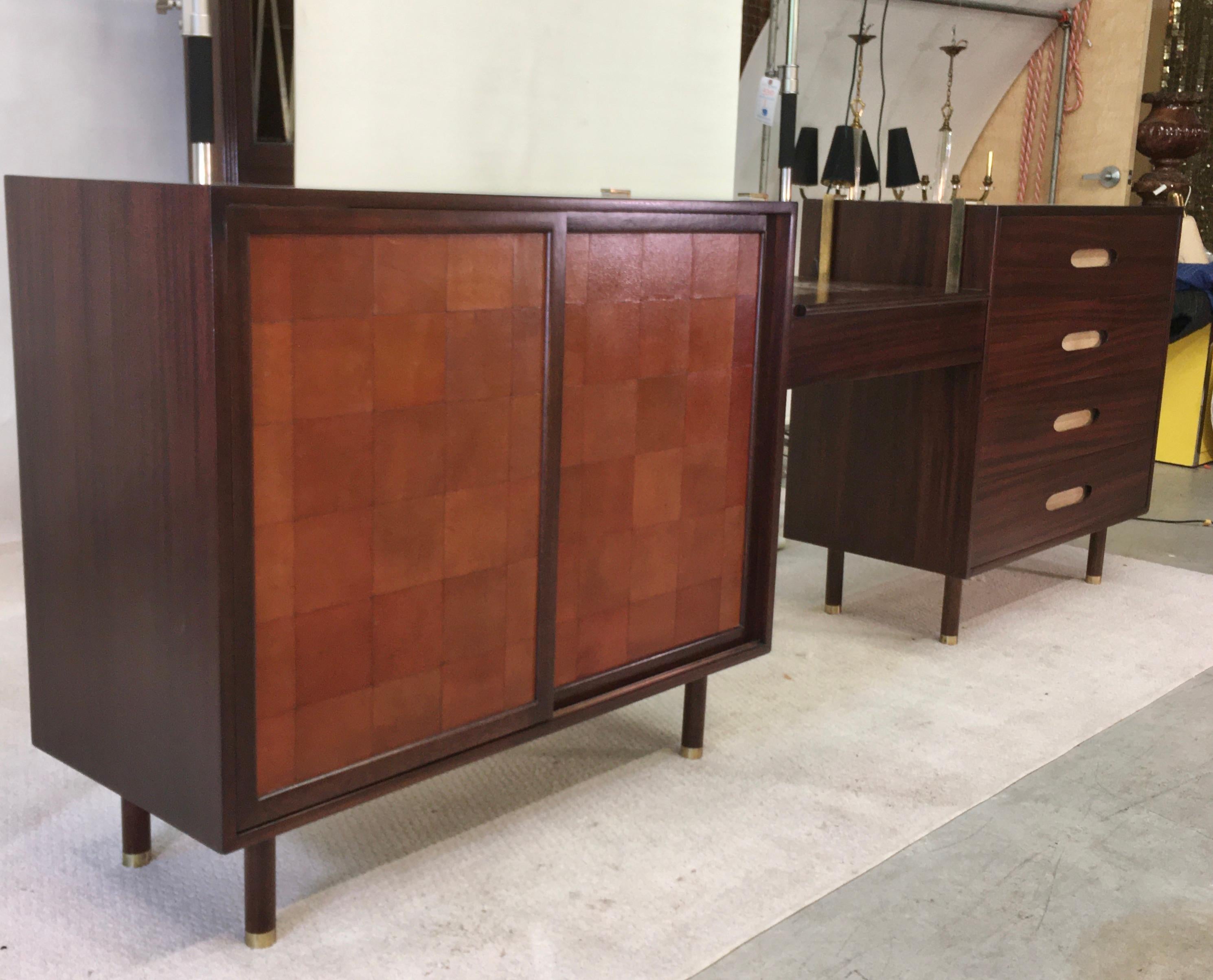 Harvey Probber Double Chest and Vanity with Leather and Brass For Sale 8