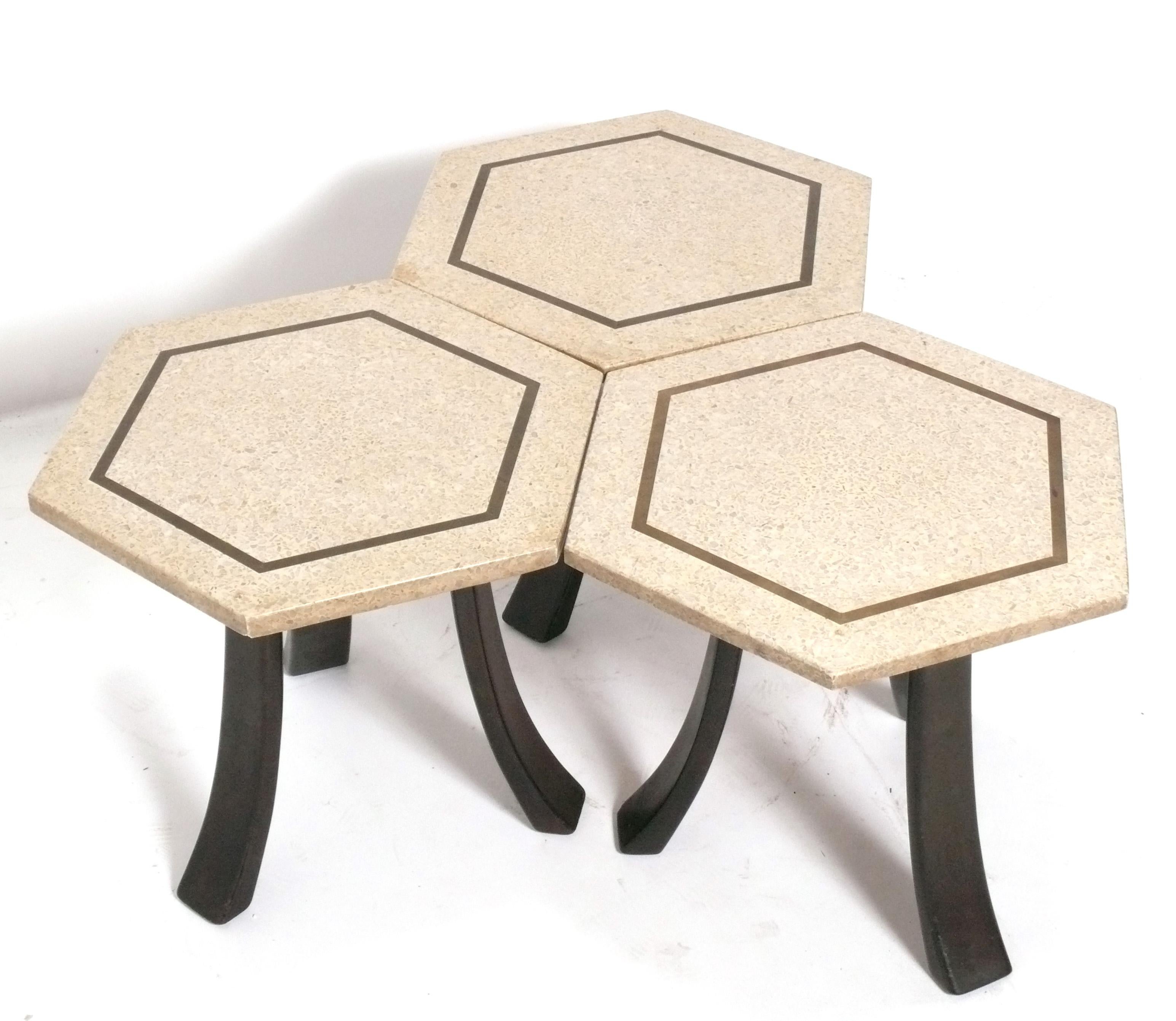Américain Harvey Probber Tables hexagonales avec plateaux en terrazzo en vente