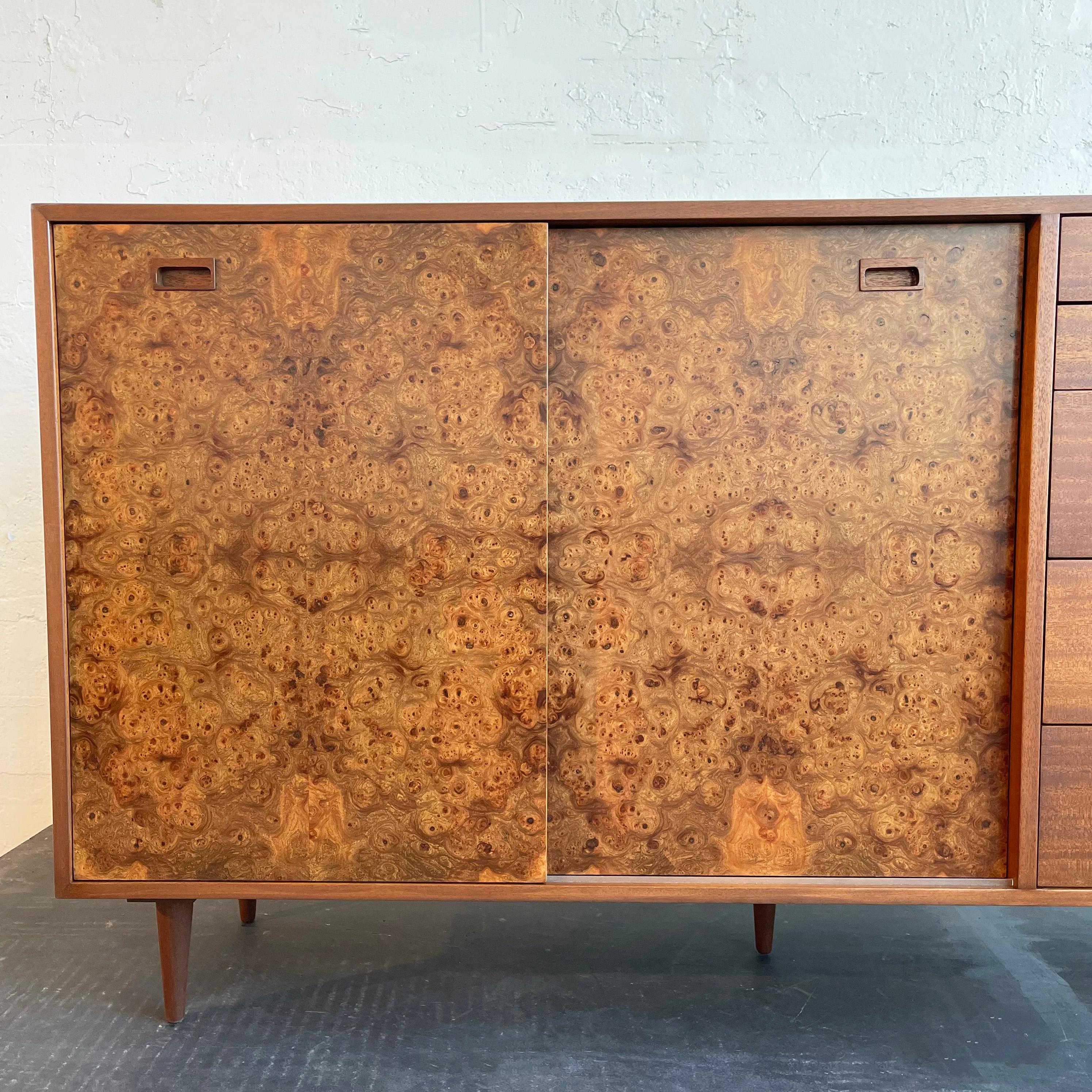 Harvey Probber Mahogany Burl Sideboard Credenza In Good Condition For Sale In Brooklyn, NY