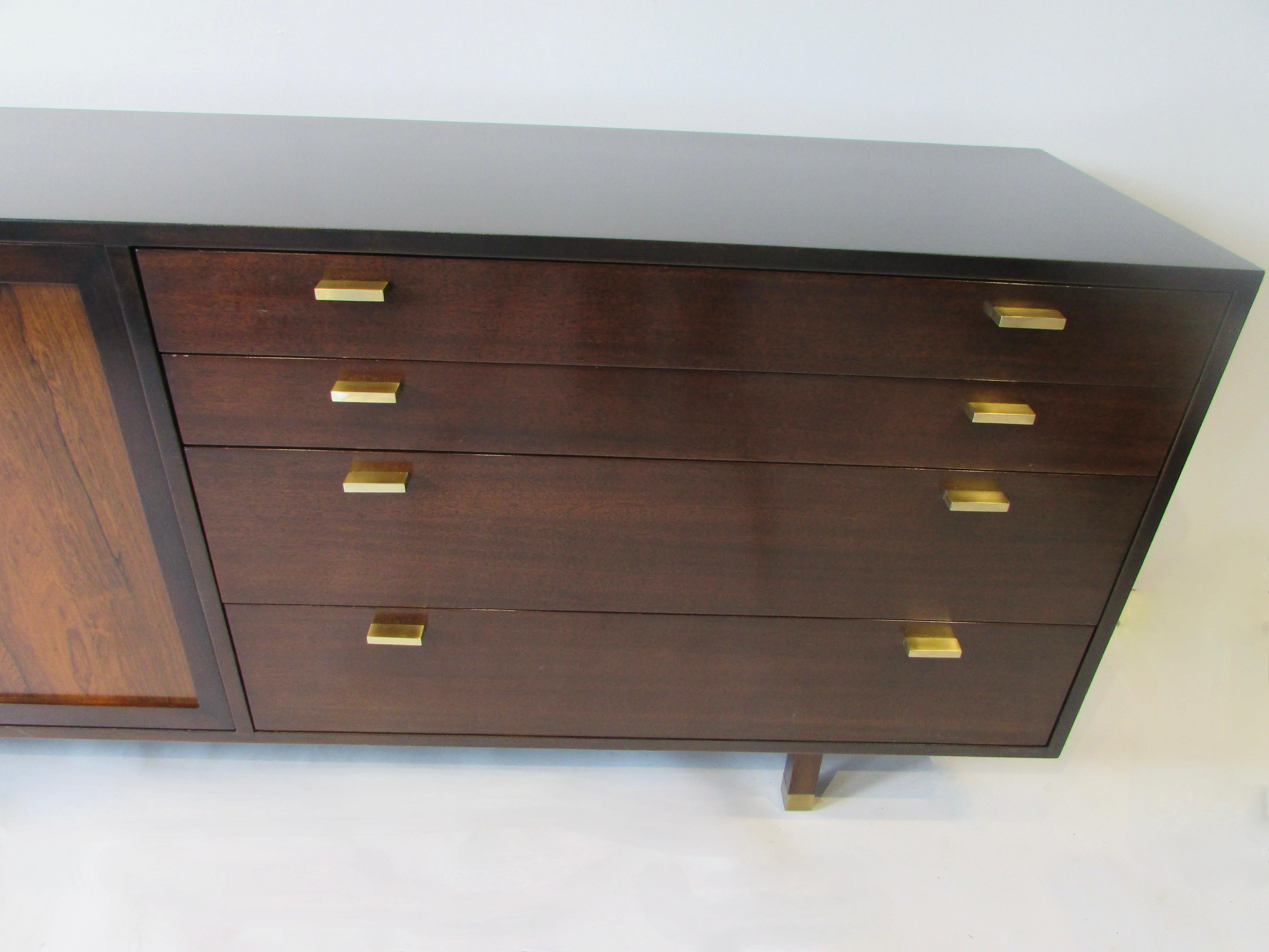 Harvey Probber Mahogany Credenza With sliding Rosewood Doors and Drawers For Sale 9
