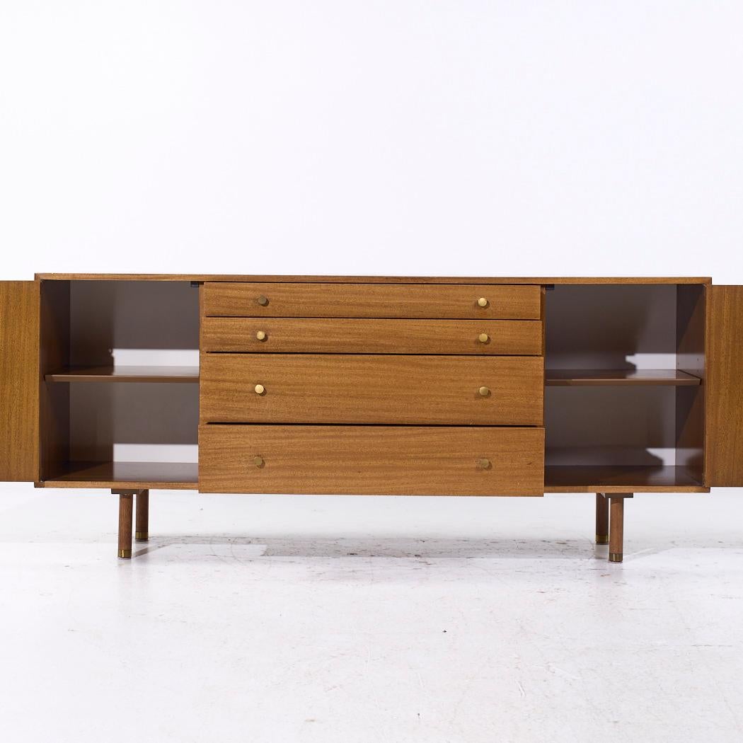 Credenza e credenza in ottone e mogano di Harvey Probber, metà del secolo scorso in vendita 3