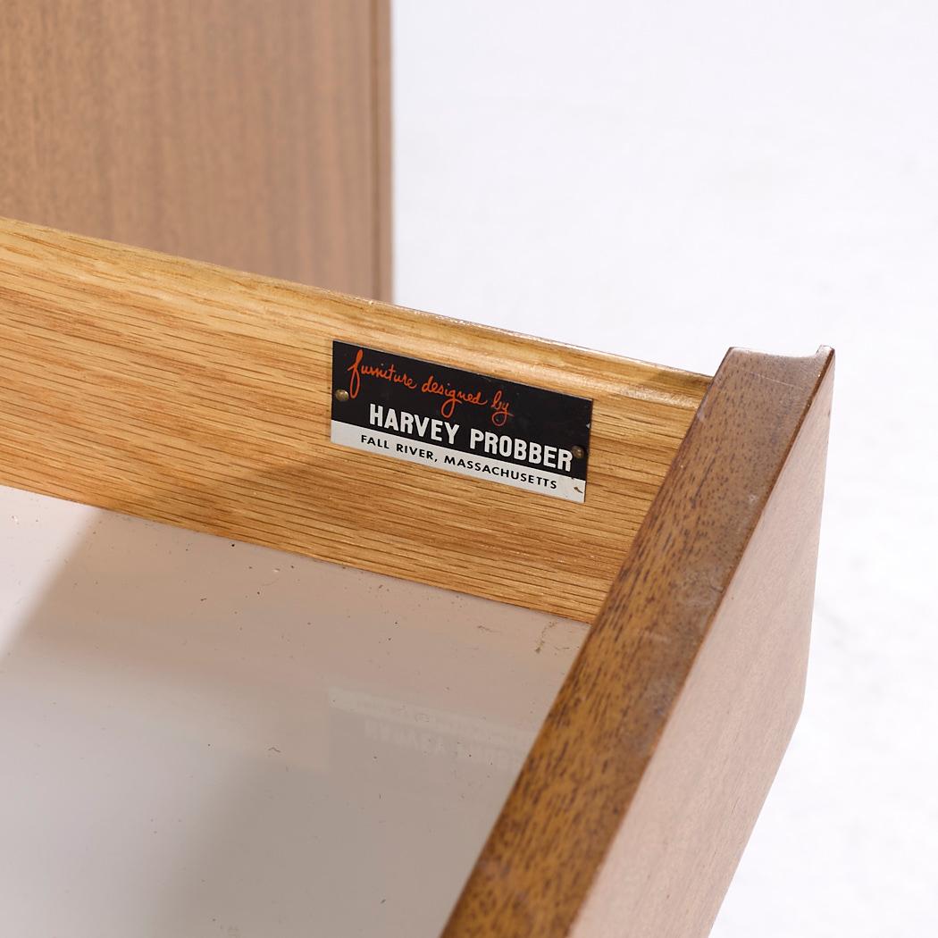 Credenza e credenza in ottone e mogano di Harvey Probber, metà del secolo scorso in vendita 8