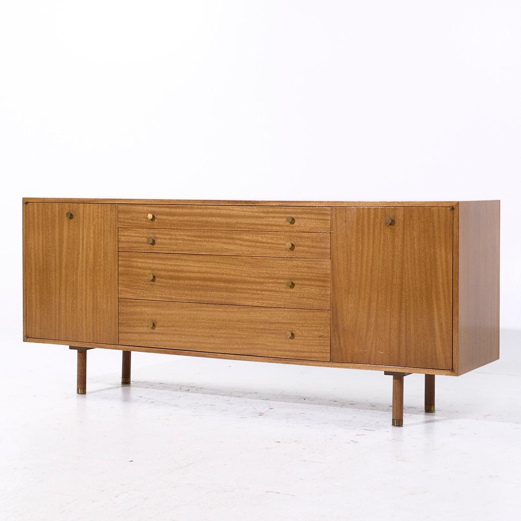 Fine XX secolo Credenza e credenza in ottone e mogano di Harvey Probber, metà del secolo scorso in vendita