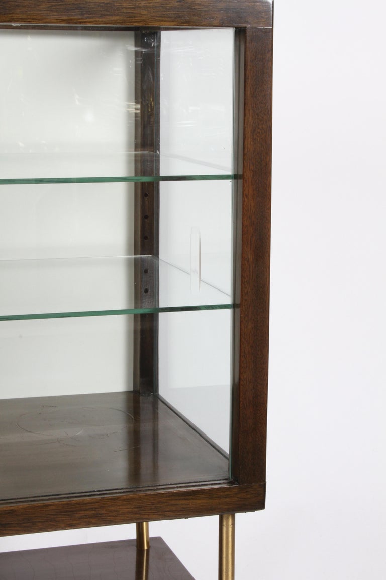 Harvey Probber MidCentury Modern Curio Display Case at 1stDibs
