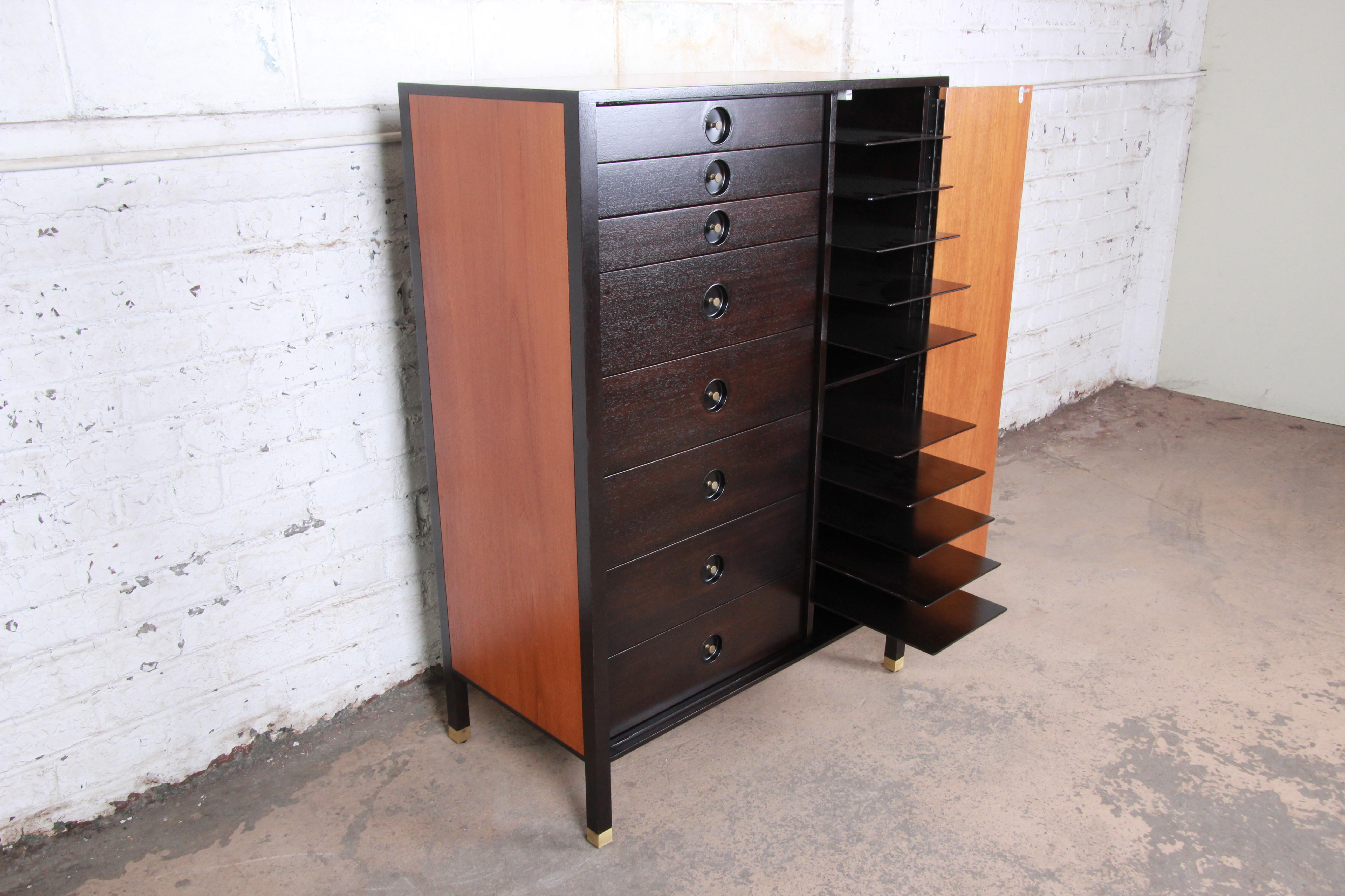 Harvey Probber Mid-Century Modern Gentleman's Chest in Teak, Mahogany, and Brass In Good Condition In South Bend, IN