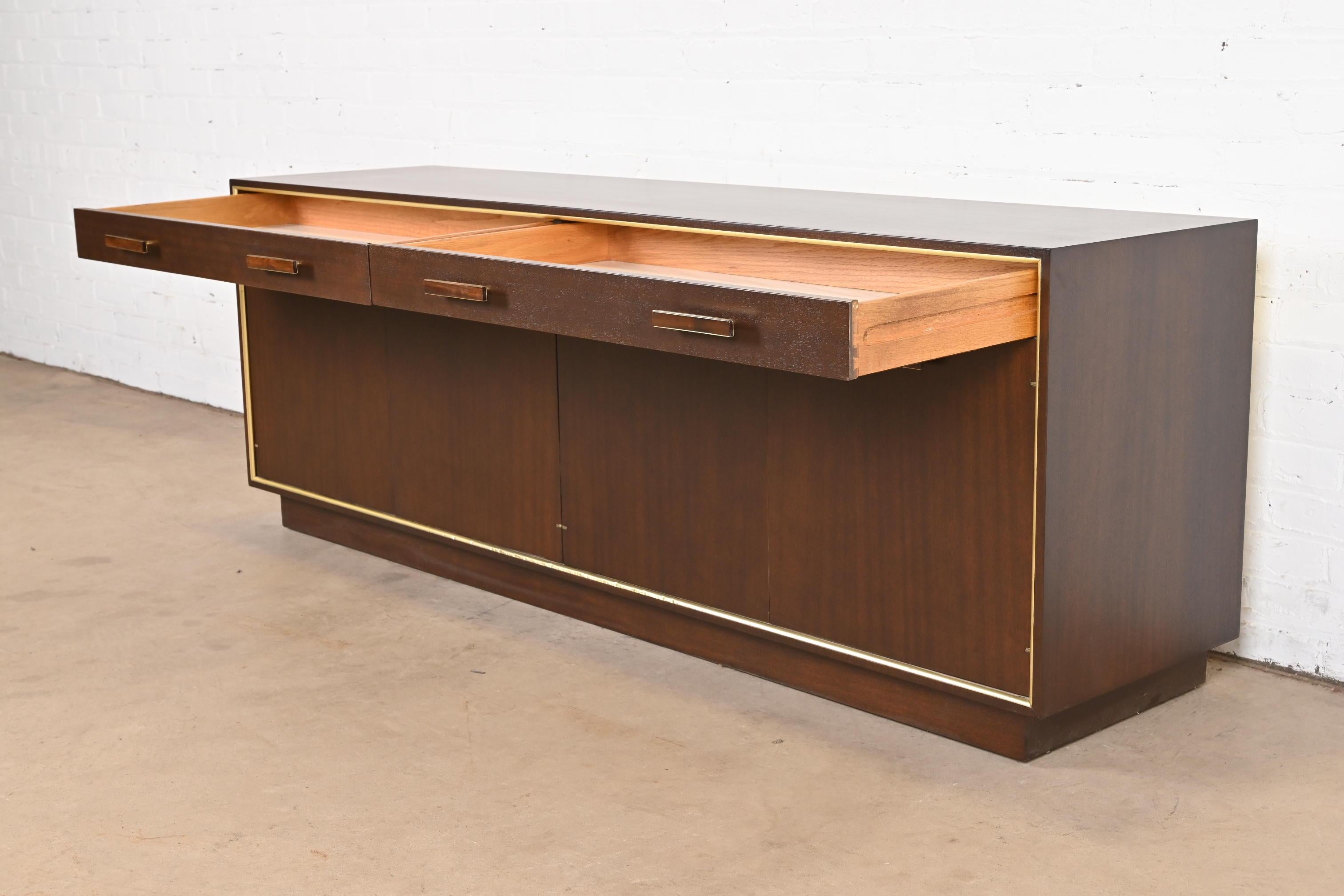 Harvey Probber Mid-Century Modern Mahogany and Brass Credenza, Newly Refinished For Sale 6