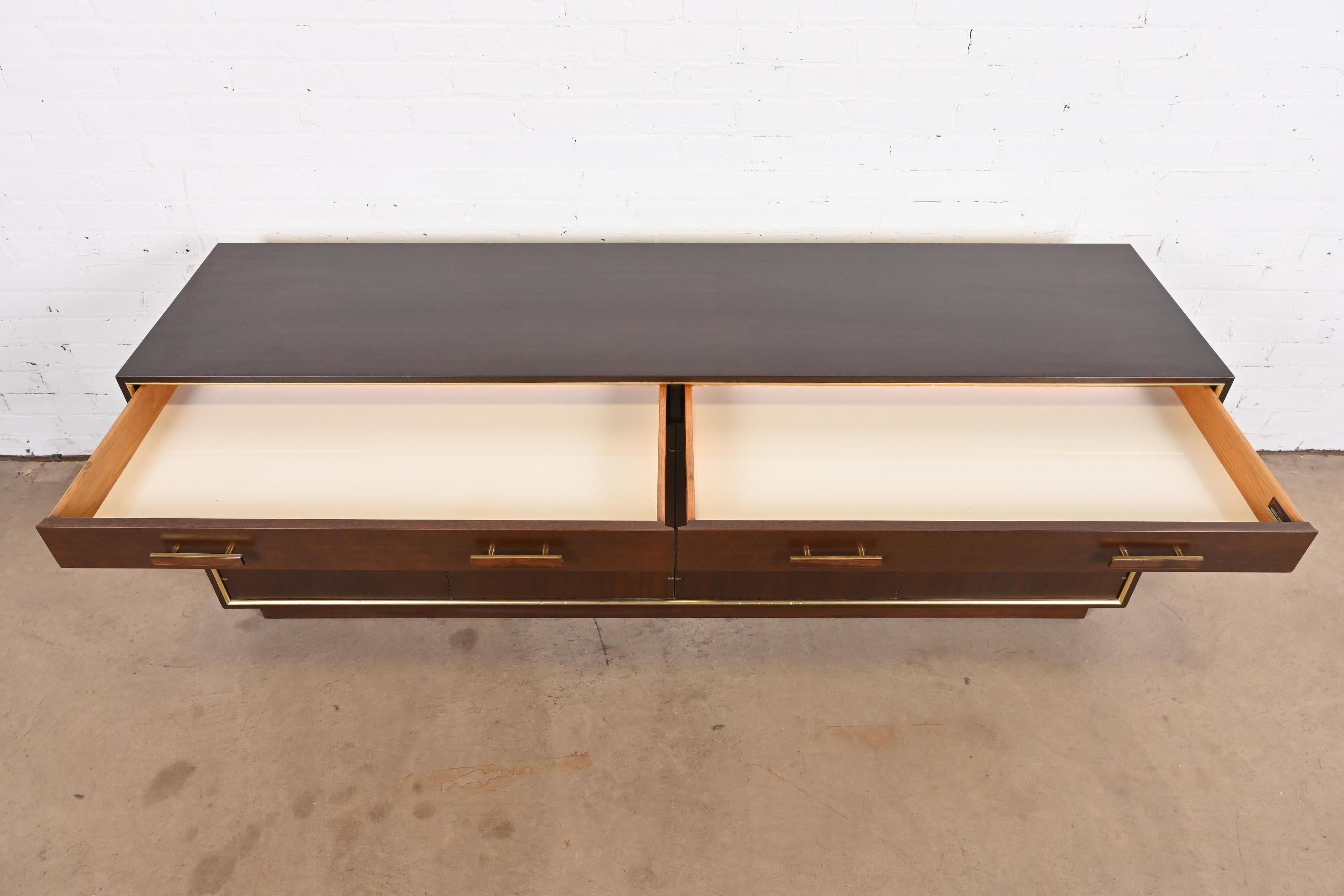 Harvey Probber Mid-Century Modern Mahogany and Brass Credenza, Newly Refinished For Sale 7