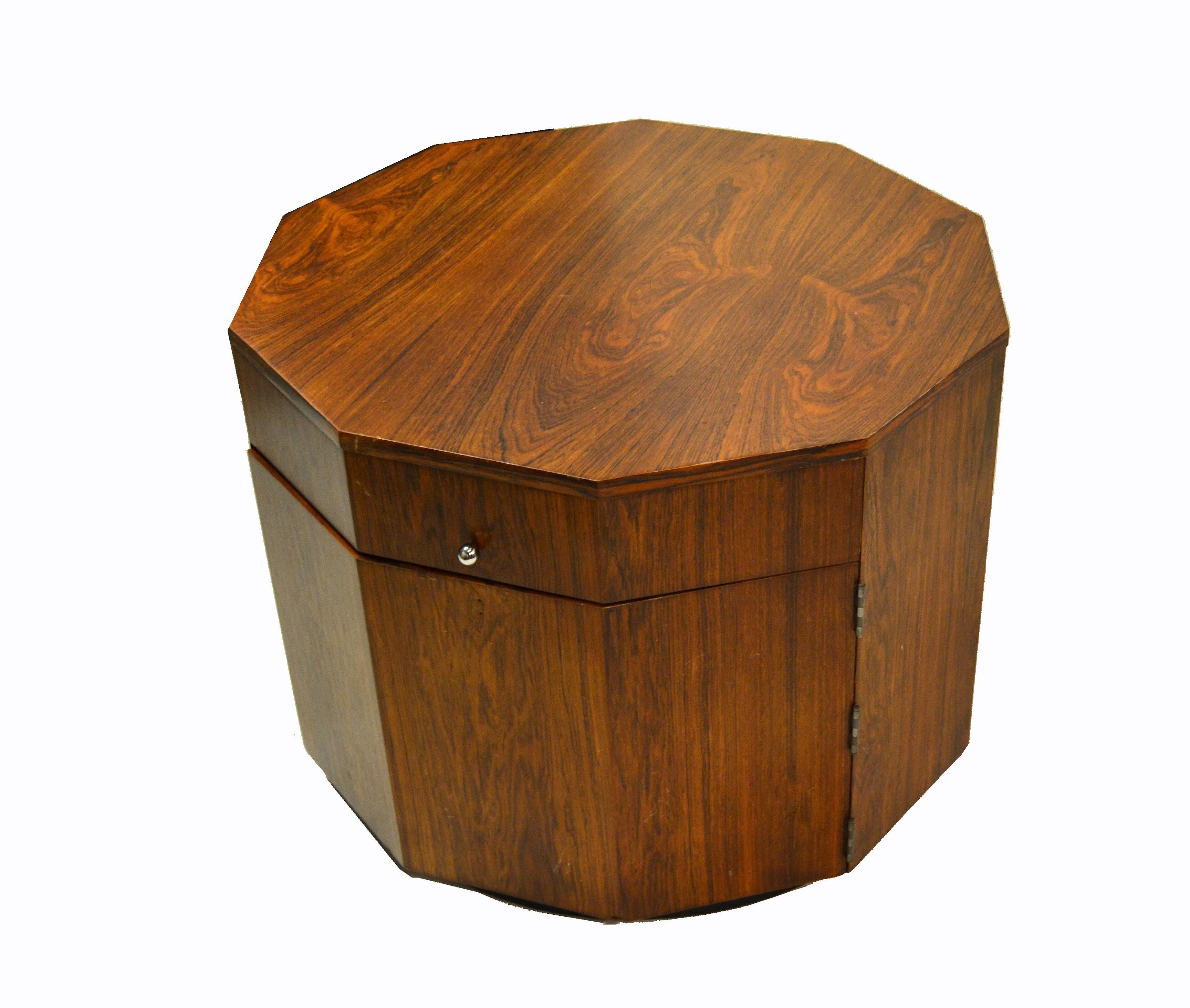 Original Harvey Probber Mid-Century Modern octagonal occasional rosewood table or cabinet.
The interior features an open storage space with one top drawer.
Chrome pulls.