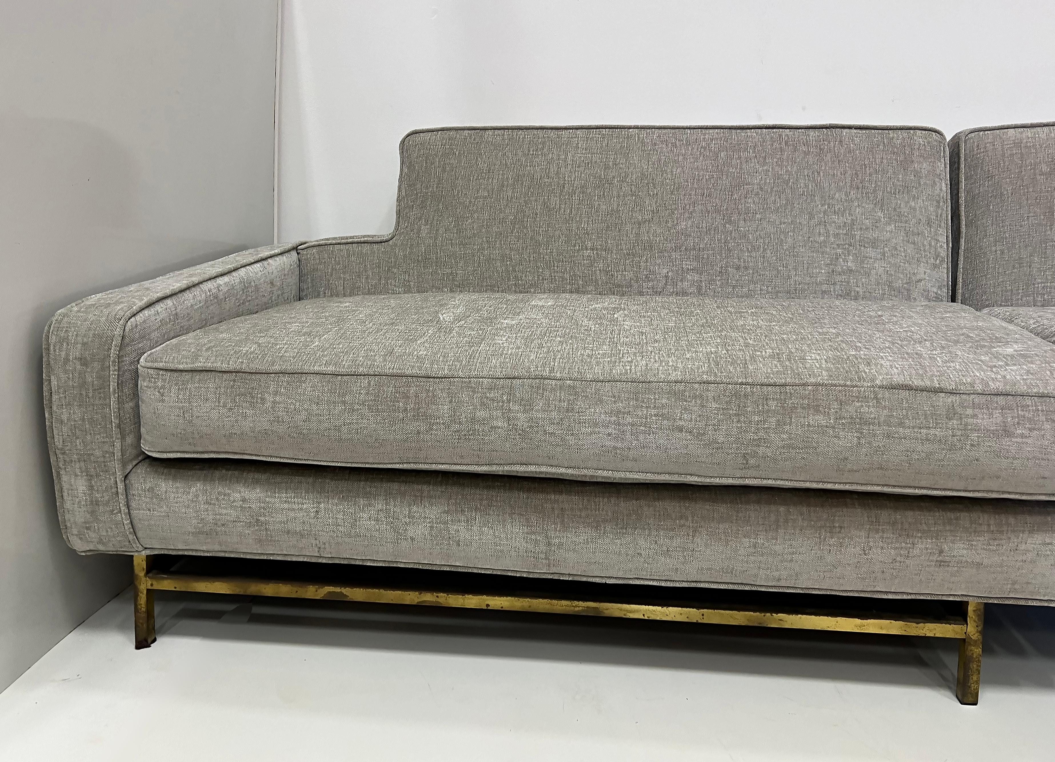  Harvey Probber Mid-century Modern Sofa Newly Upholstered, Brass Stretcher For Sale 4