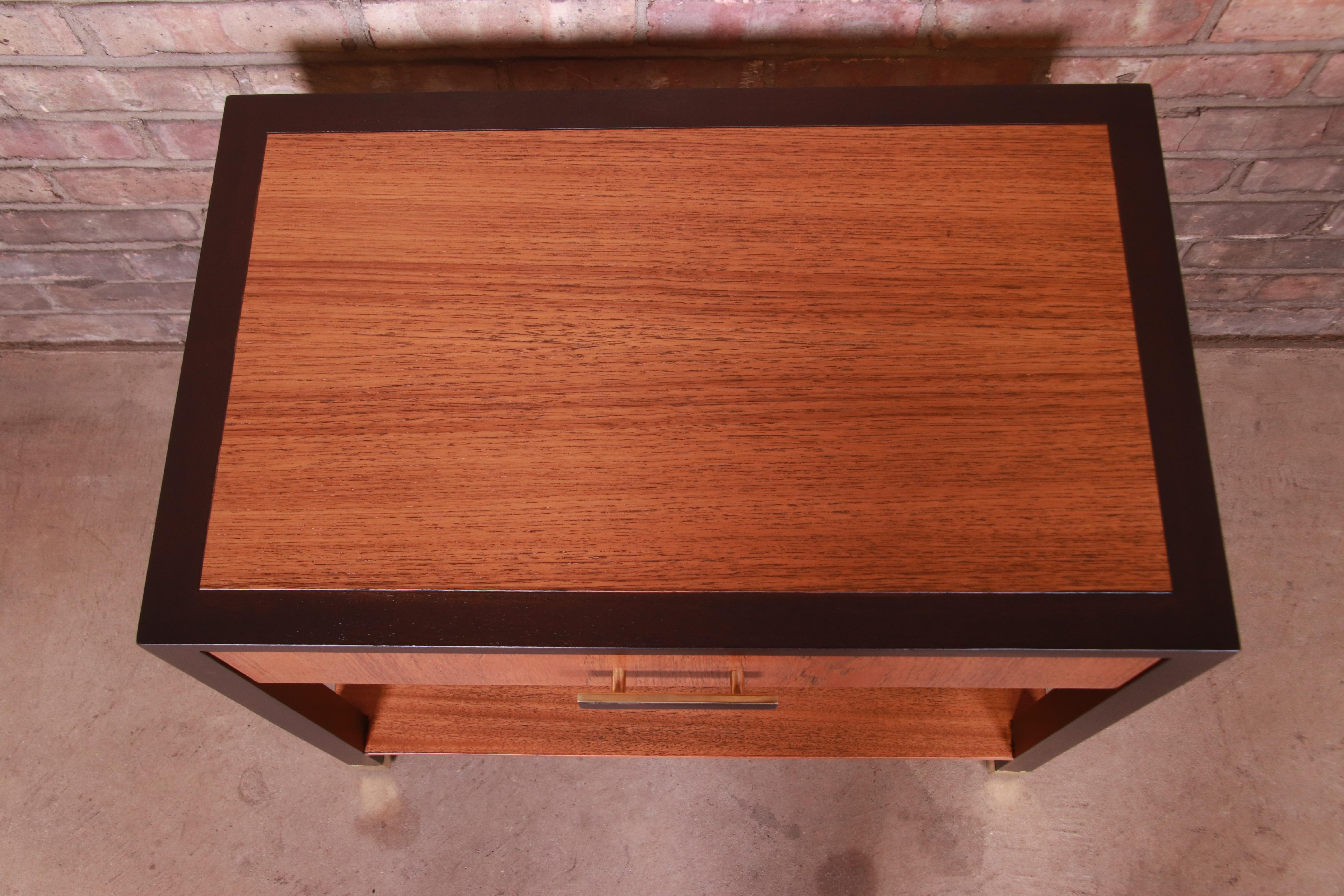 Harvey Probber Mid-Century Modern Teak and Mahogany Nightstand, Newly Refinished For Sale 4
