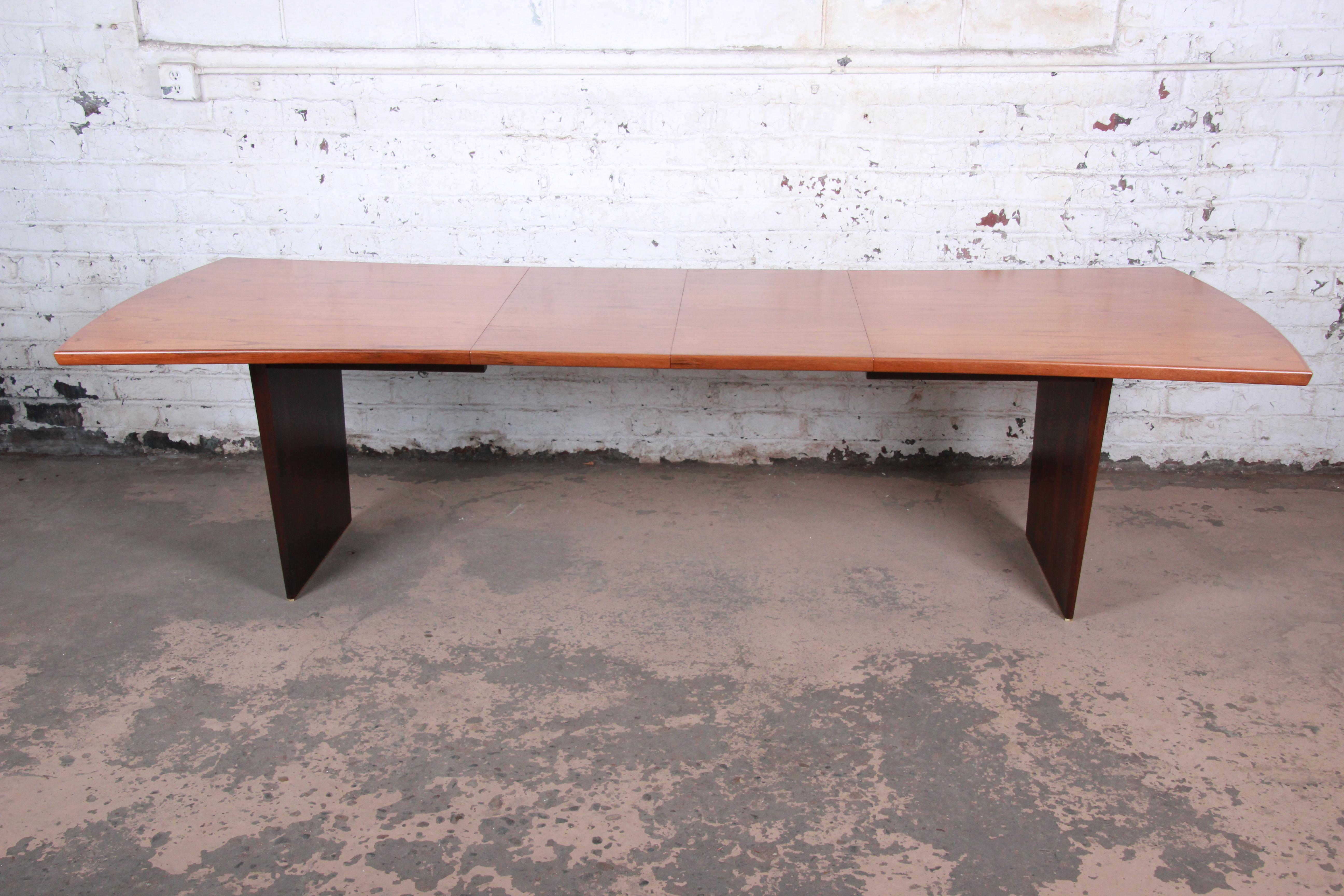 Mid-20th Century Harvey Probber Mid-Century Modern Teak and Walnut Bow Tie Extension Dining Table For Sale