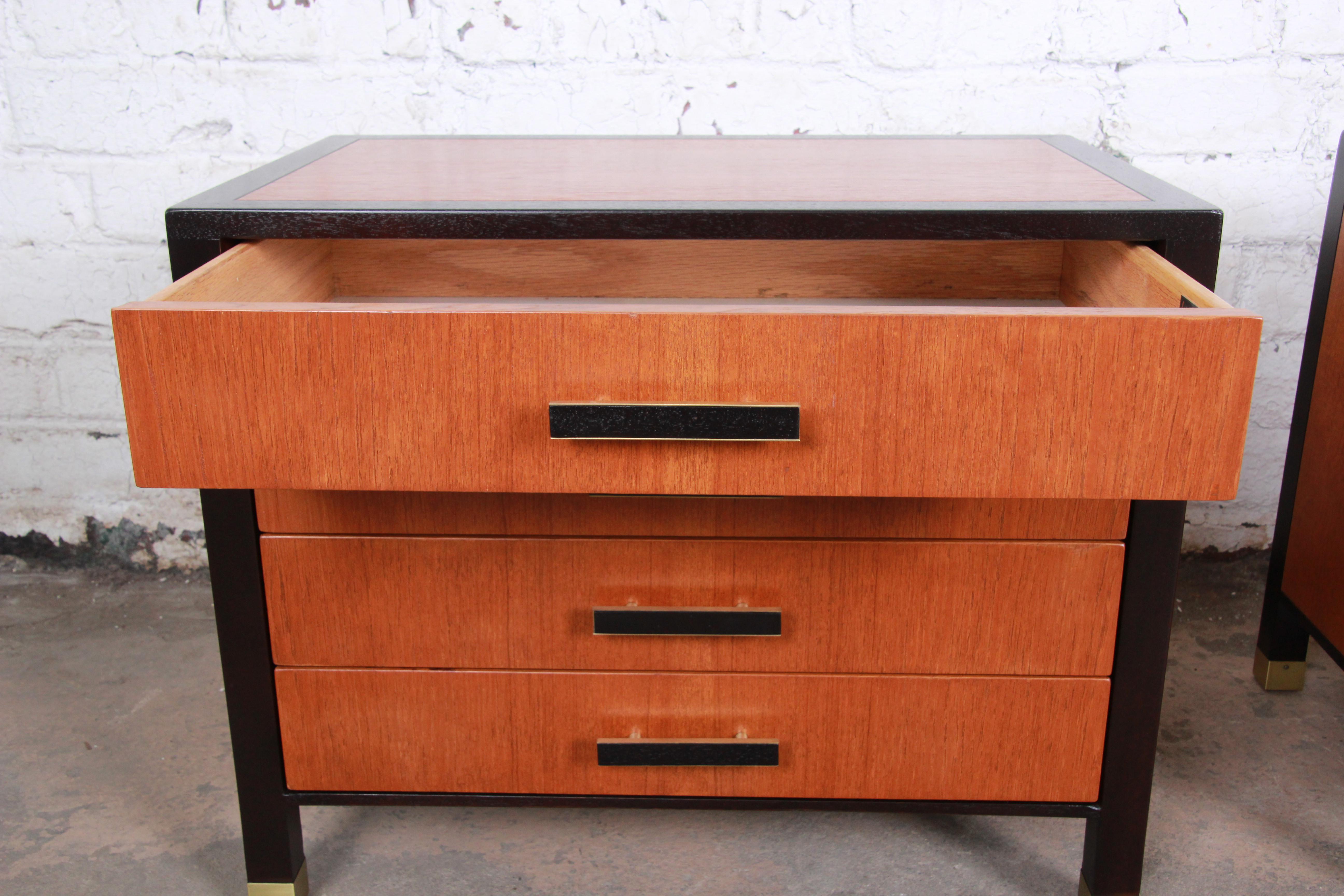 Harvey Probber Midcentury Teak and Mahogany Nightstands, Newly Refinished In Good Condition In South Bend, IN
