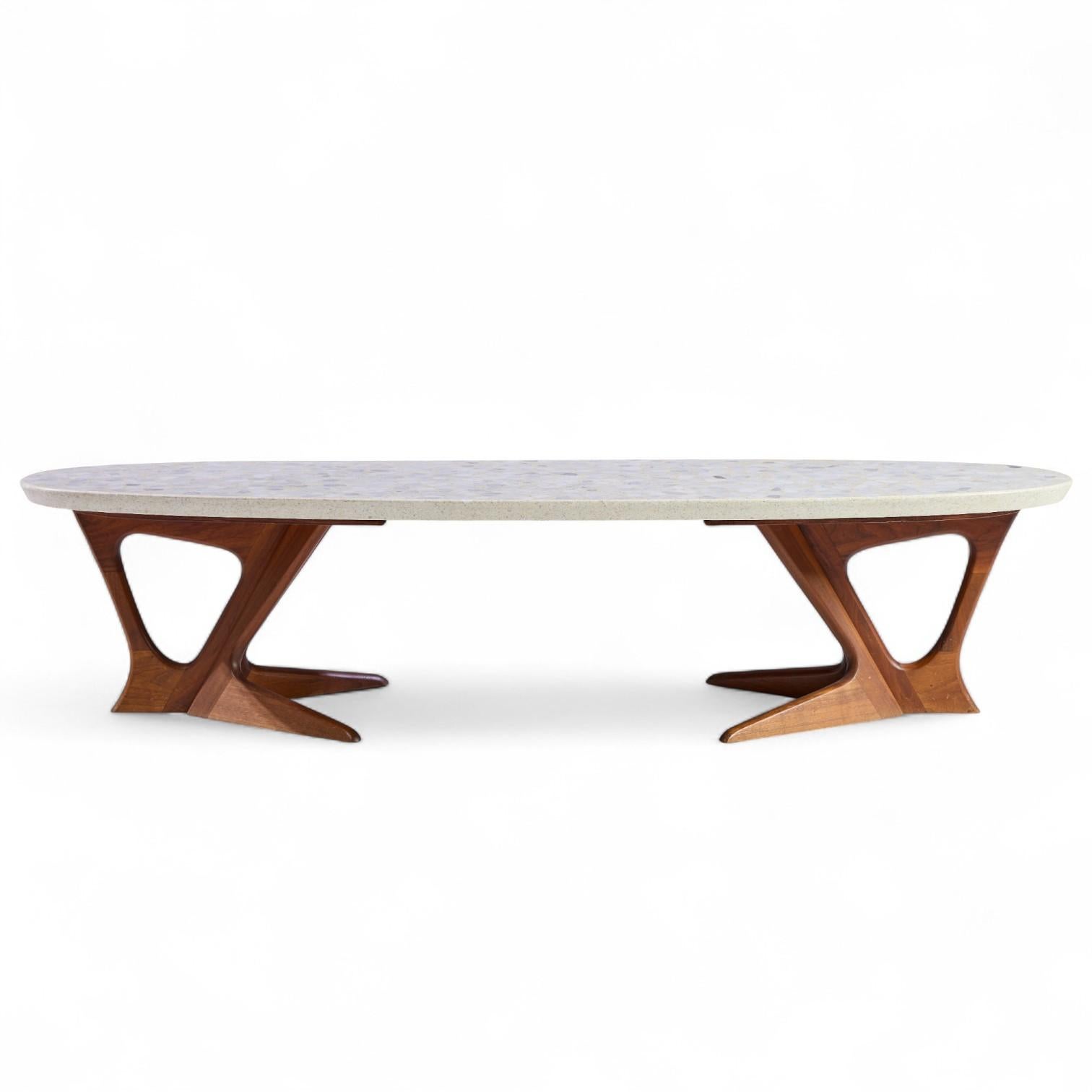 Table basse en noyer et terrazzo du milieu du siècle Harvey Probber Bon état - En vente à Franklin Park, IL