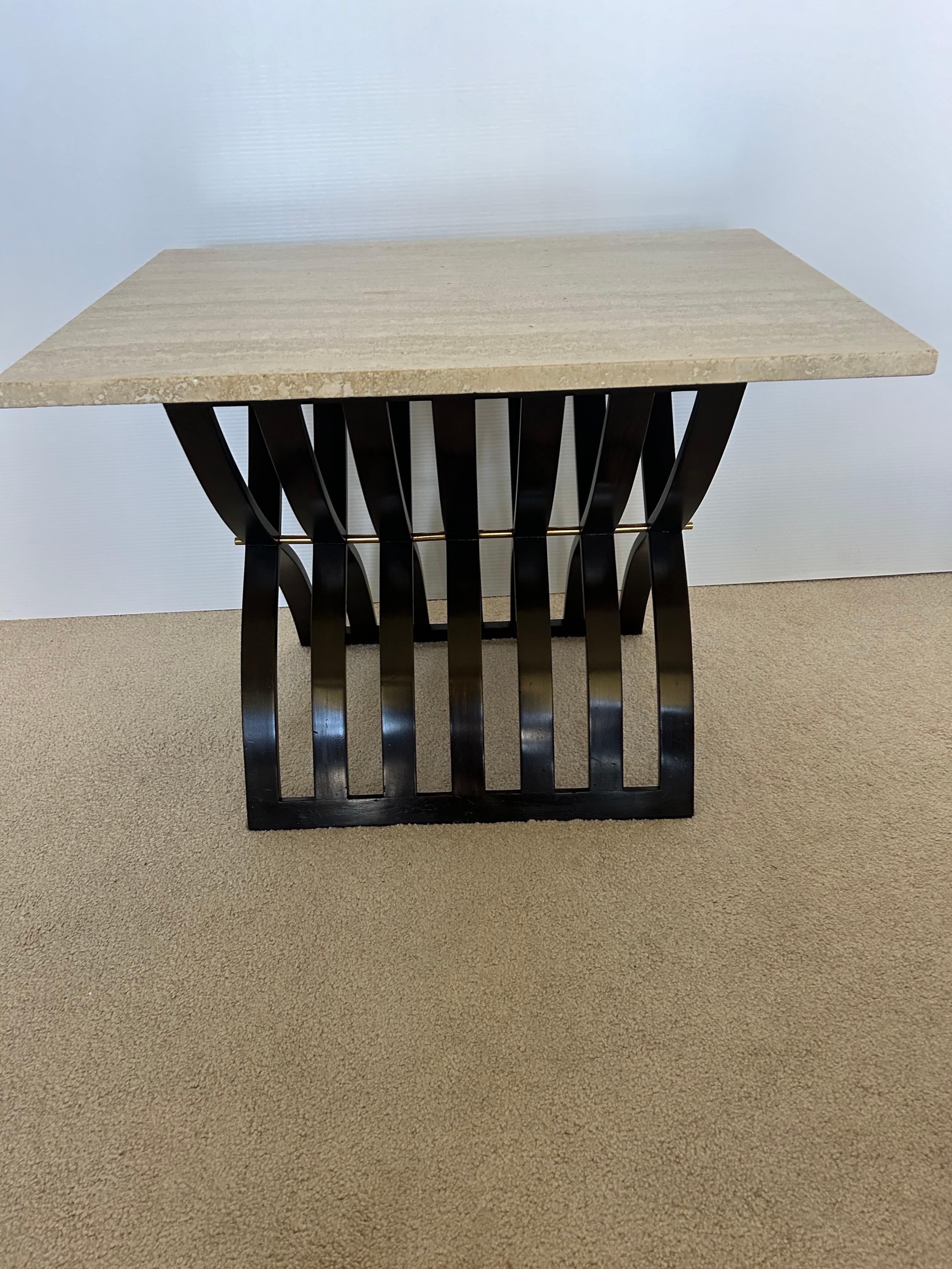20ième siècle Harvey Probber  modèle 1216 table en acajou avec plateau en travertin en vente