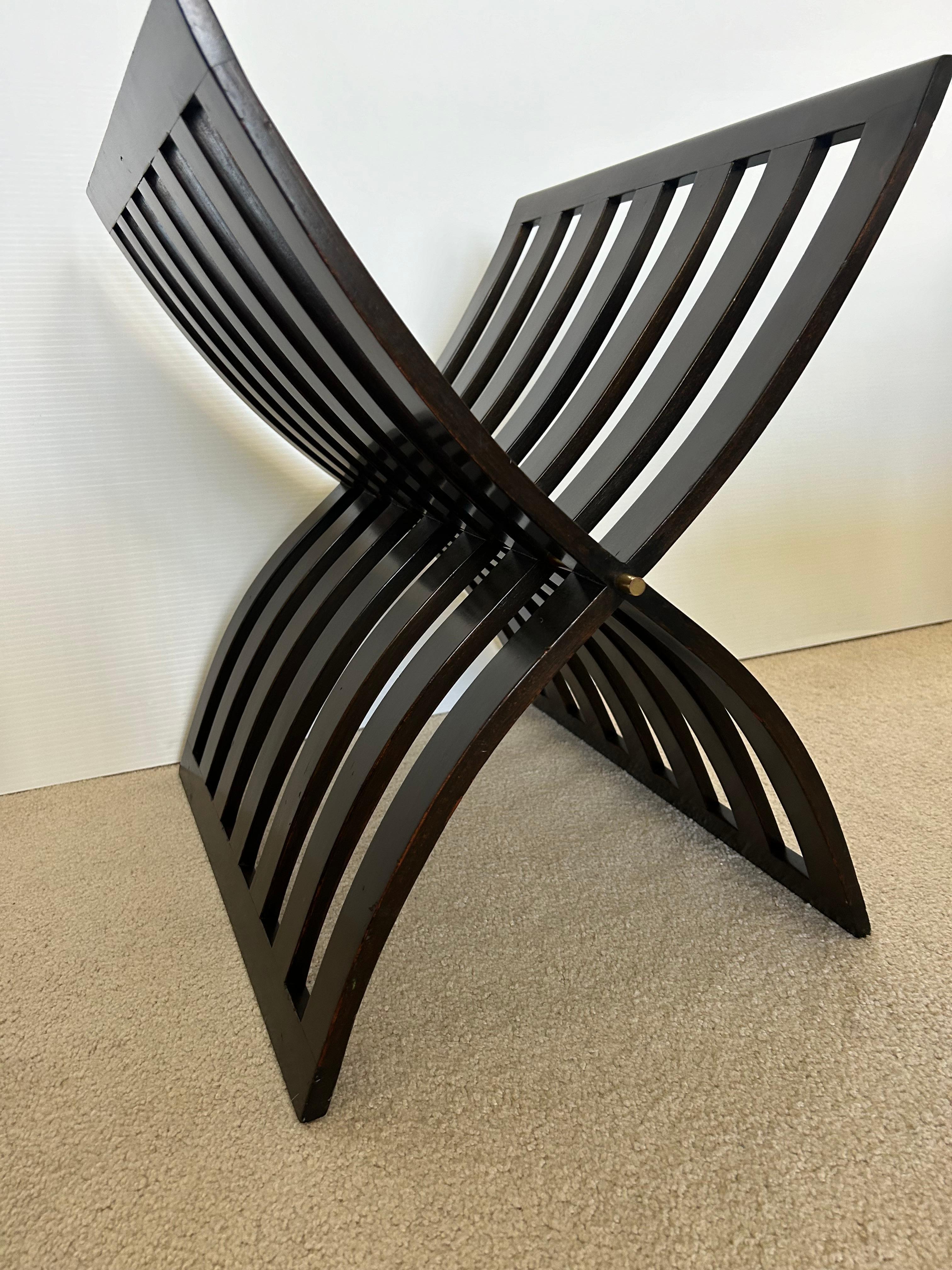 Travertin Harvey Probber  modèle 1216 table en acajou avec plateau en travertin en vente