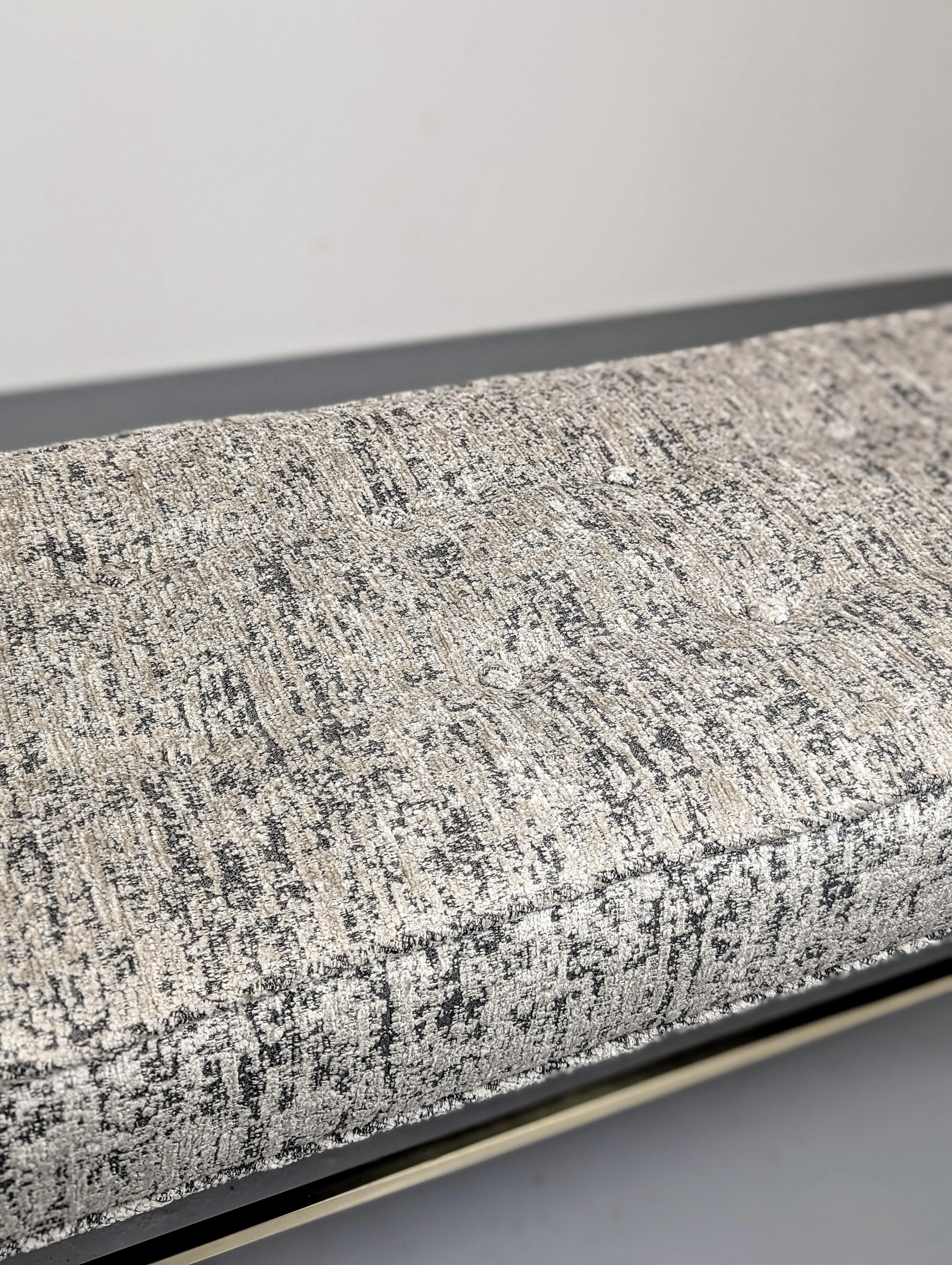 Harvey Probber Model No No 70½ Banc en acajou et laiton en vente 4