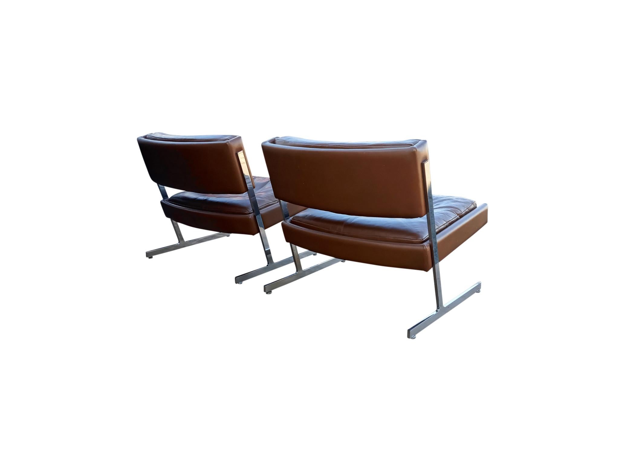American Harvey Probber Pair of Leather & Chrome Slipper Lounge Chairs Cantilevered Seats For Sale
