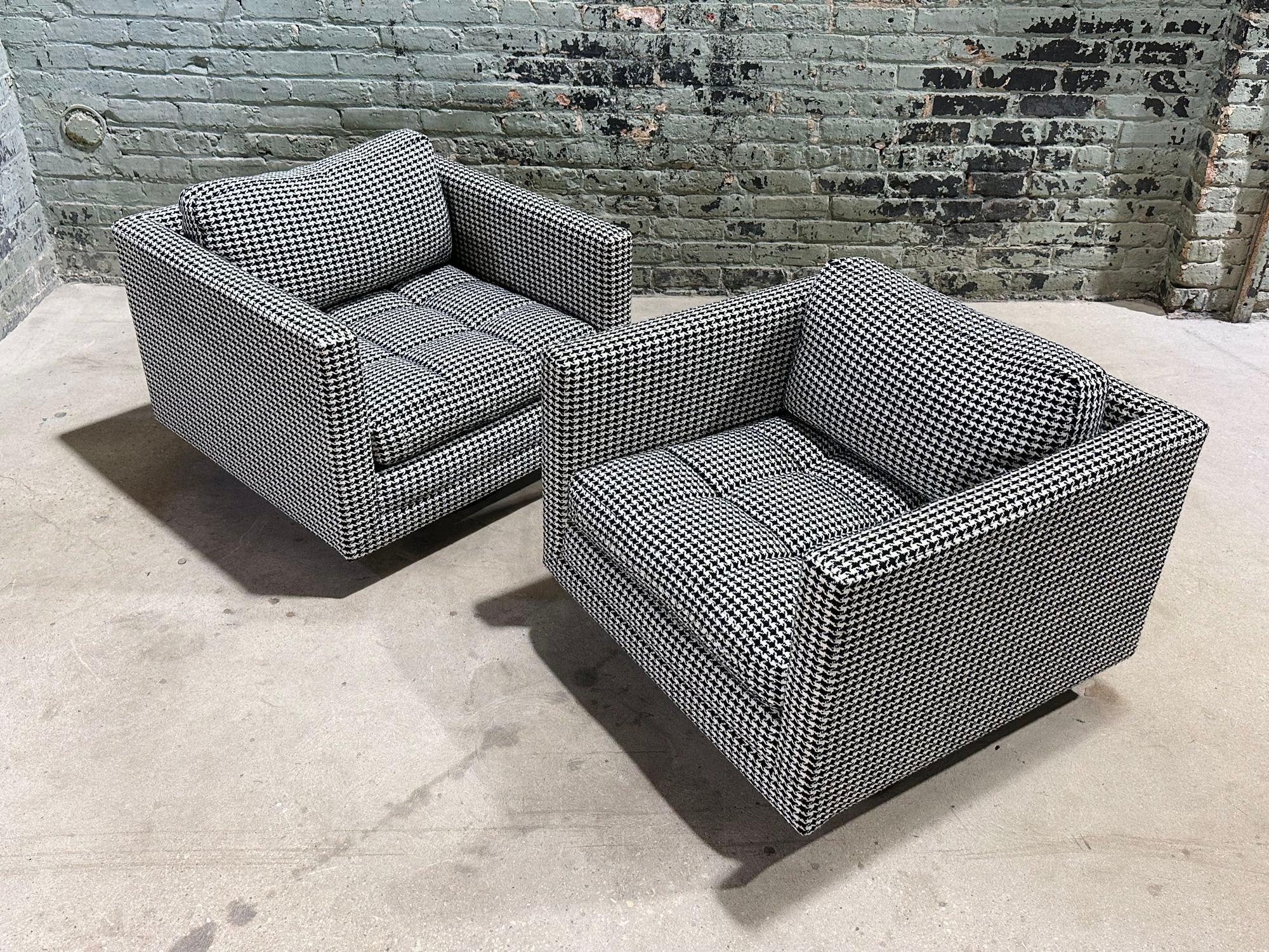 Mid-20th Century Harvey Probber Pair Swivel Cube Lounge Club Chairs, #1461, 1960
