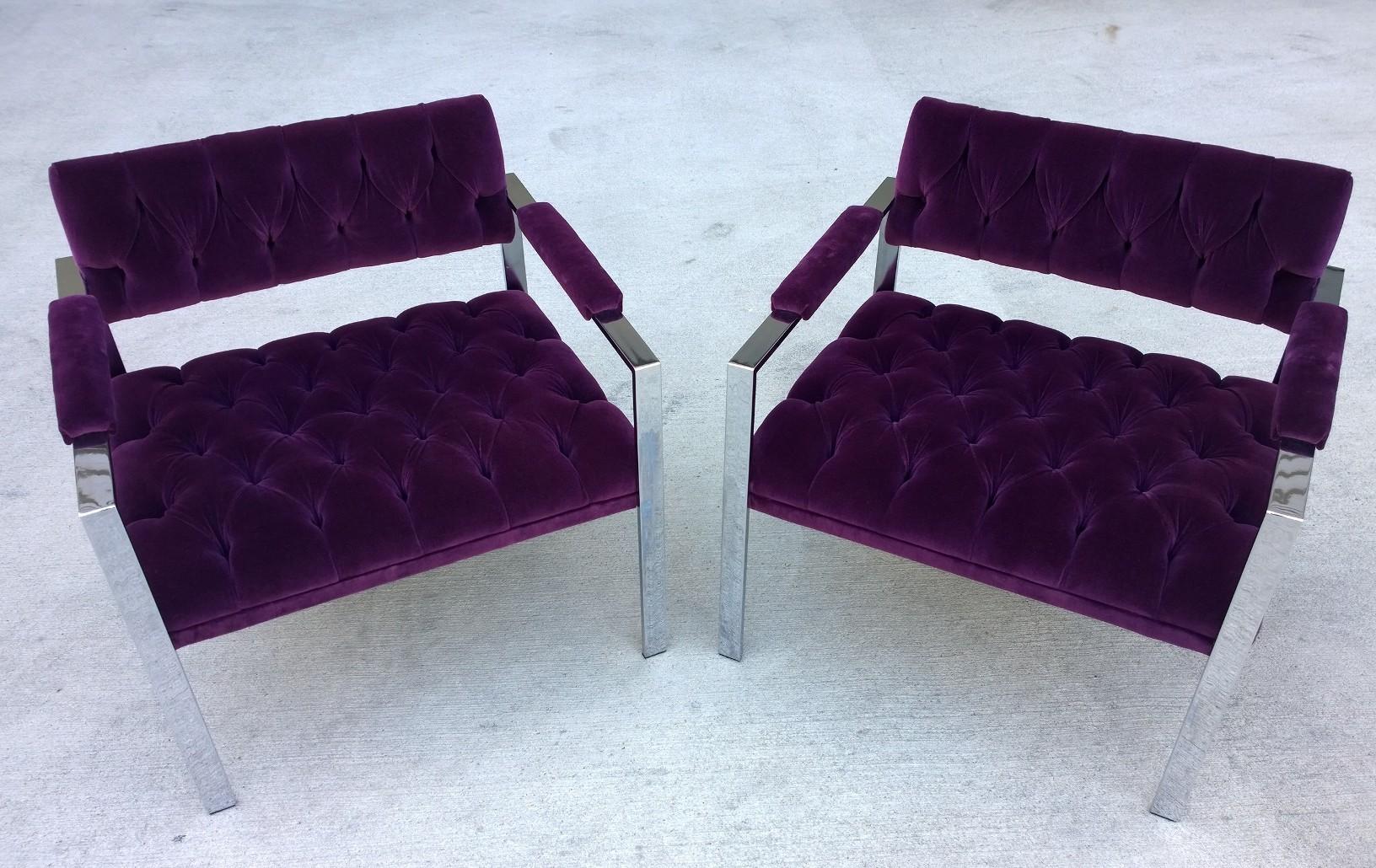 dark purple velvet chair