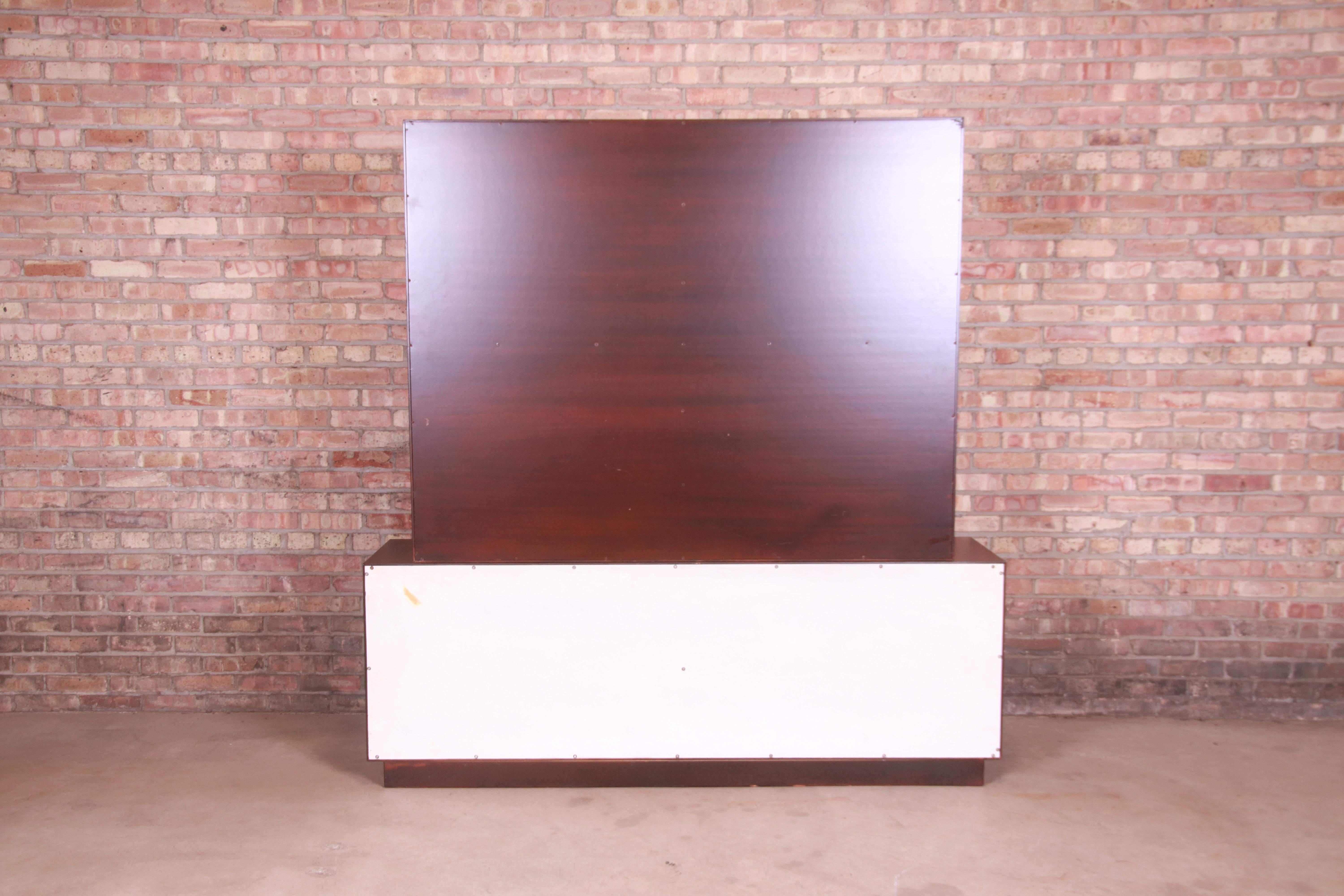 Harvey Probber Rosewood and Brass Breakfront Bookcase or Bar Cabinet, Refinished For Sale 11