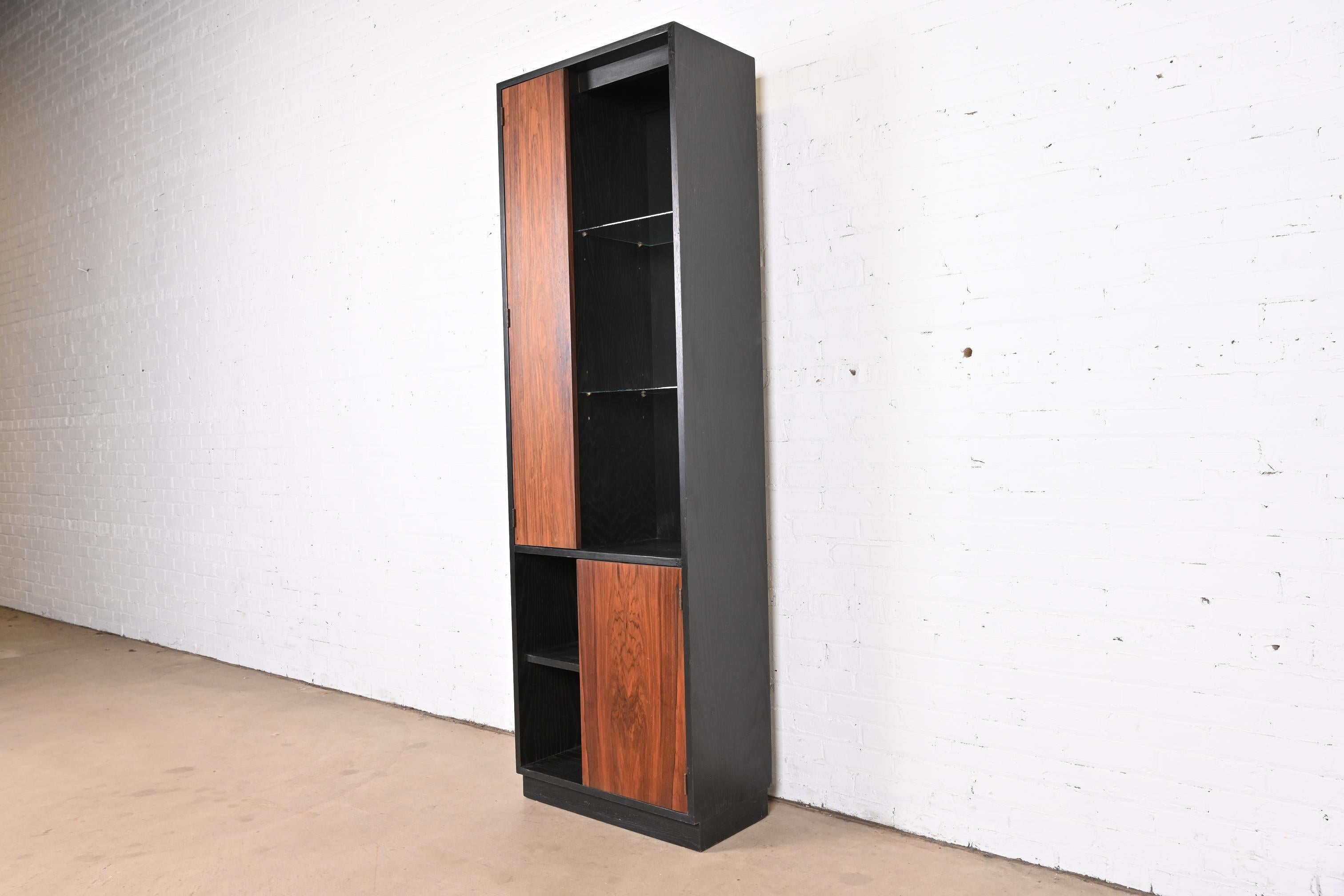 Mid-Century Modern Harvey Probber Rosewood and Ebonized Wood Lighted Bookcase or Display Cabinet