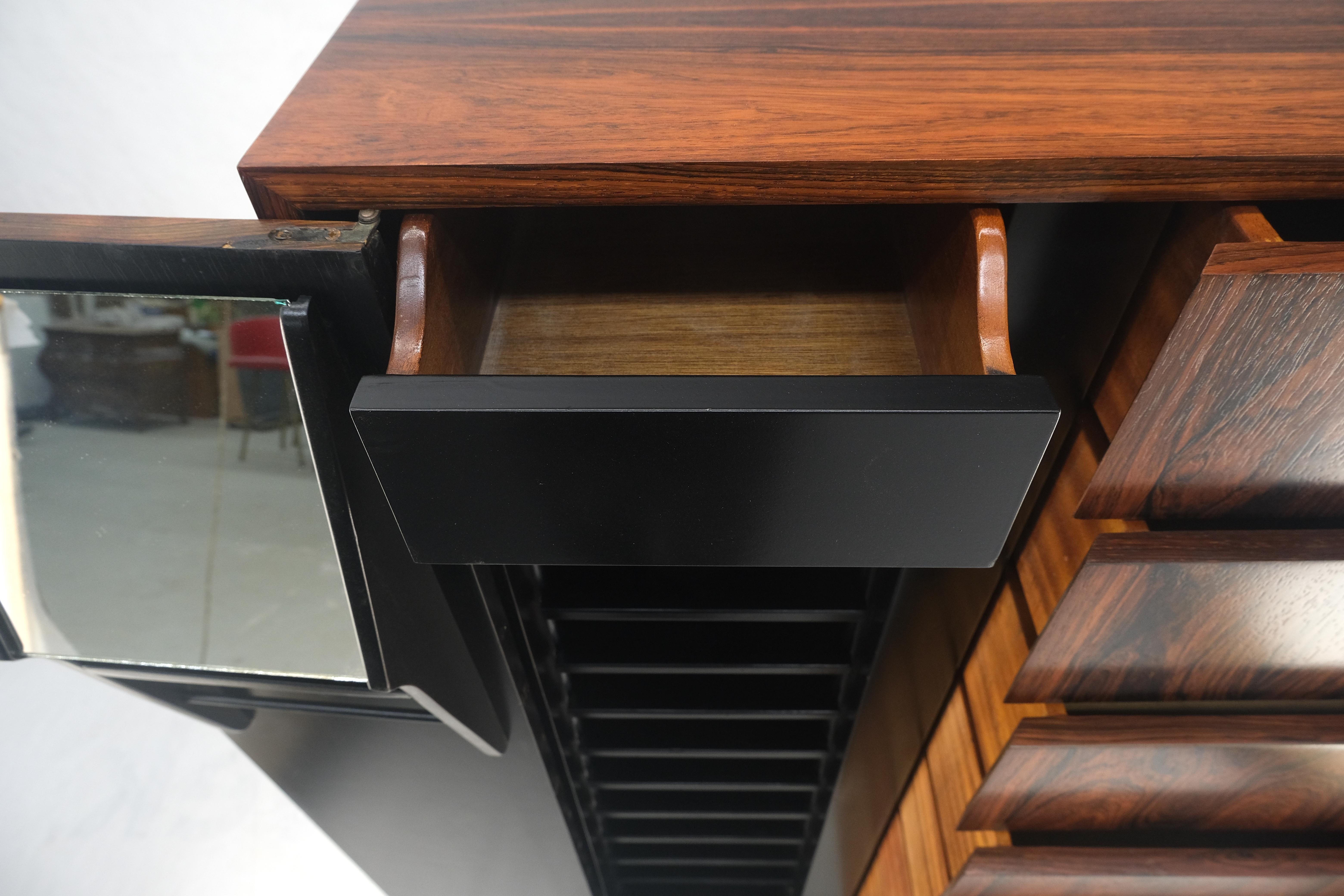 XX secolo Harvey Probber, comò laterale in stile chifforobe, splendido cassettone in palissandro MINT in vendita