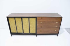 Credenza firmata da Harvey Probber in mogano con finiture dorate, anni '60
