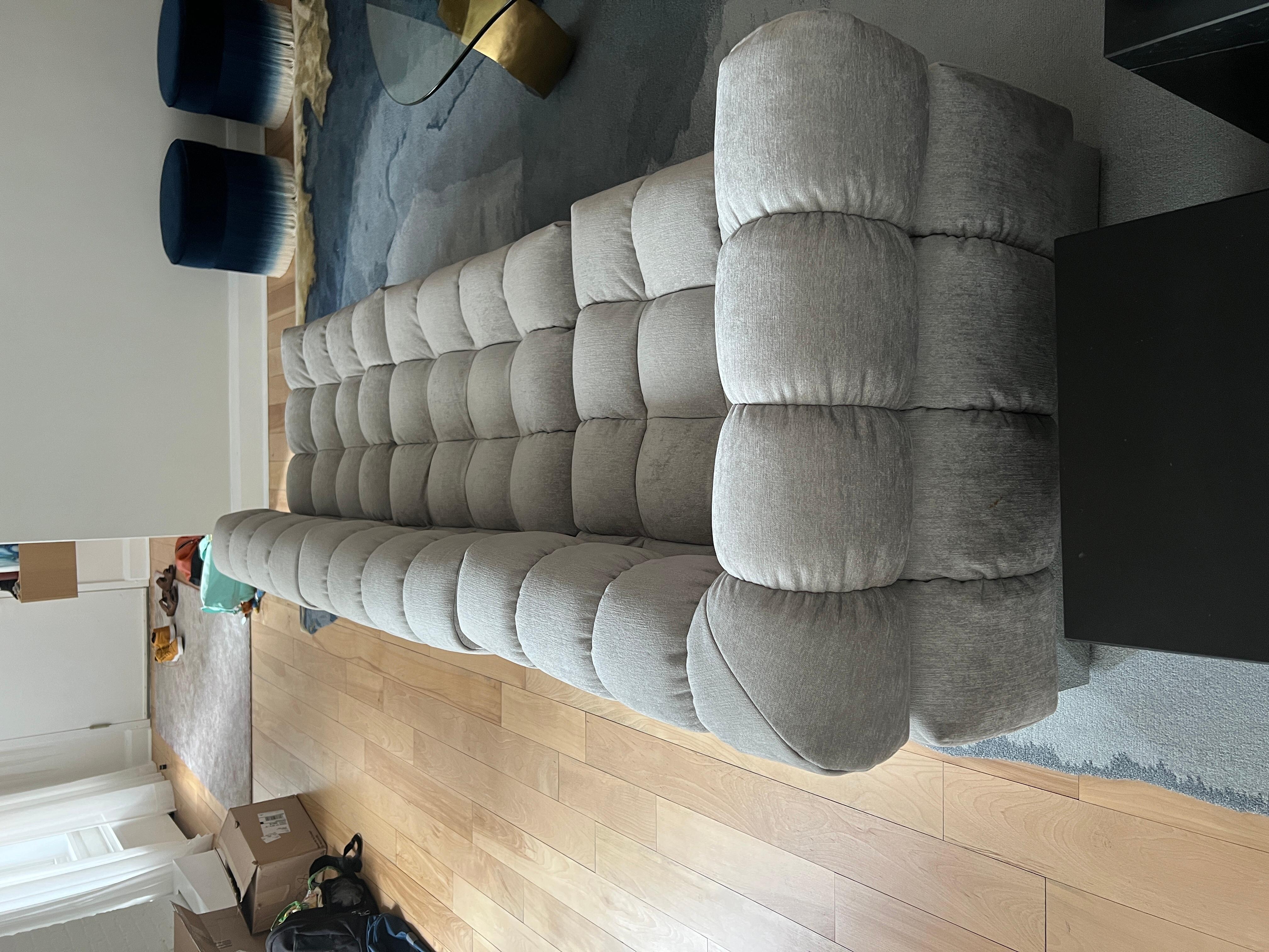 Harvey Probber  Six Pieces Deep Tuft Modular Sofa in Stock 2