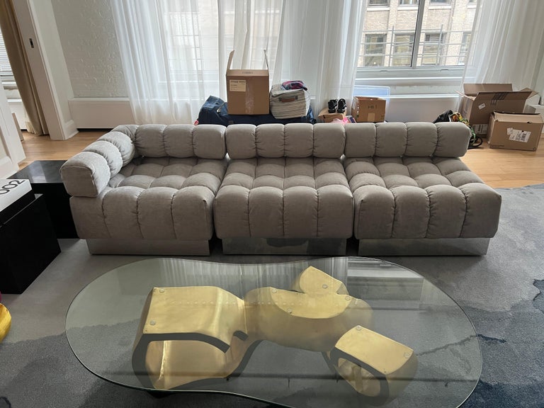 Harvey Probber  Six Pieces Deep Tuft Modular Sofa in Stock In Excellent Condition For Sale In New York, NY