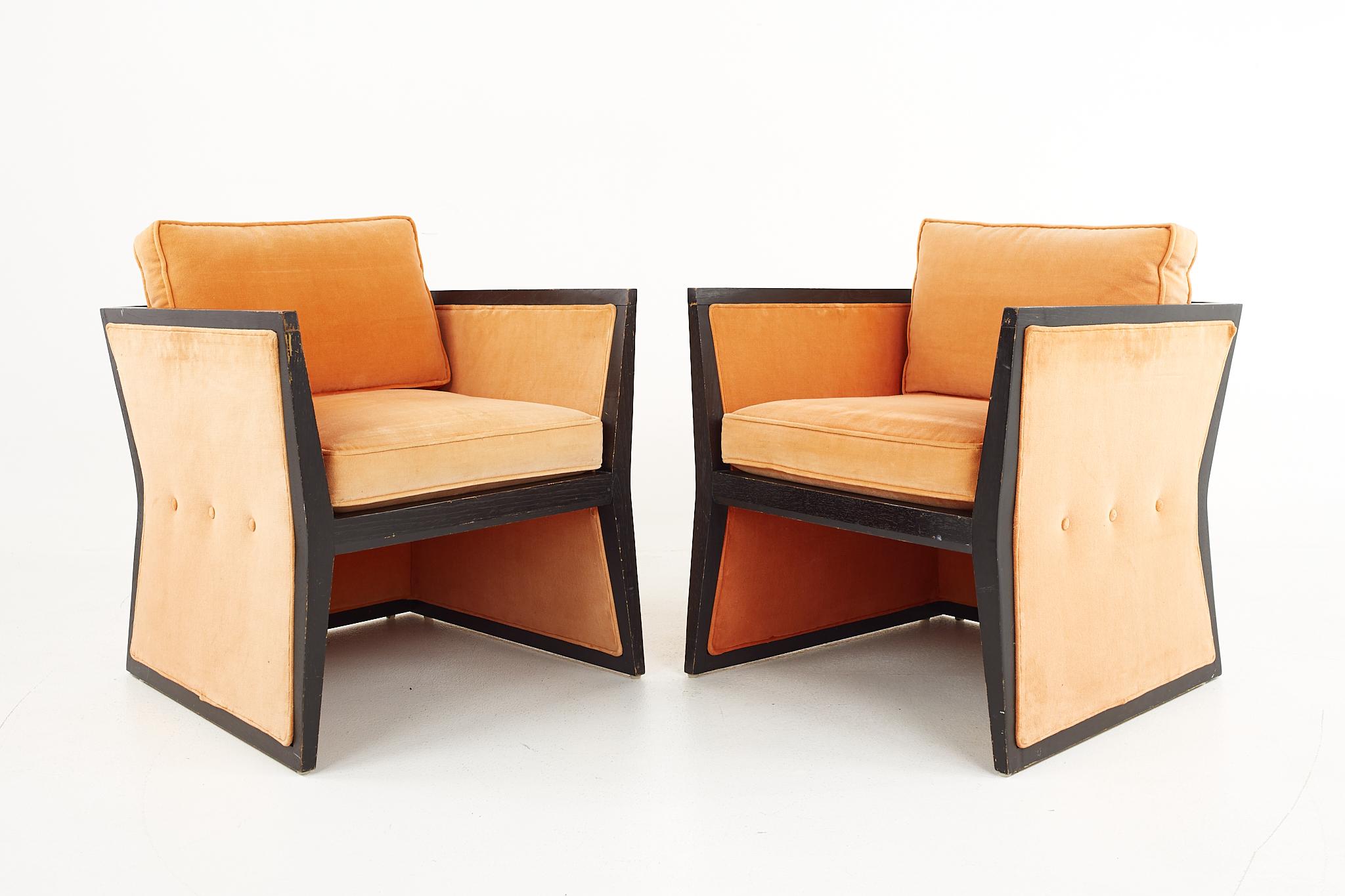 Harvey Probber style mid-century lounge chairs - a pair

Each chair measures: 26.5 wide x 26 deep x 30 high, with a seat height of 18 inches and arm height of 25.25

All pieces of furniture can be had in what we call restored vintage condition.