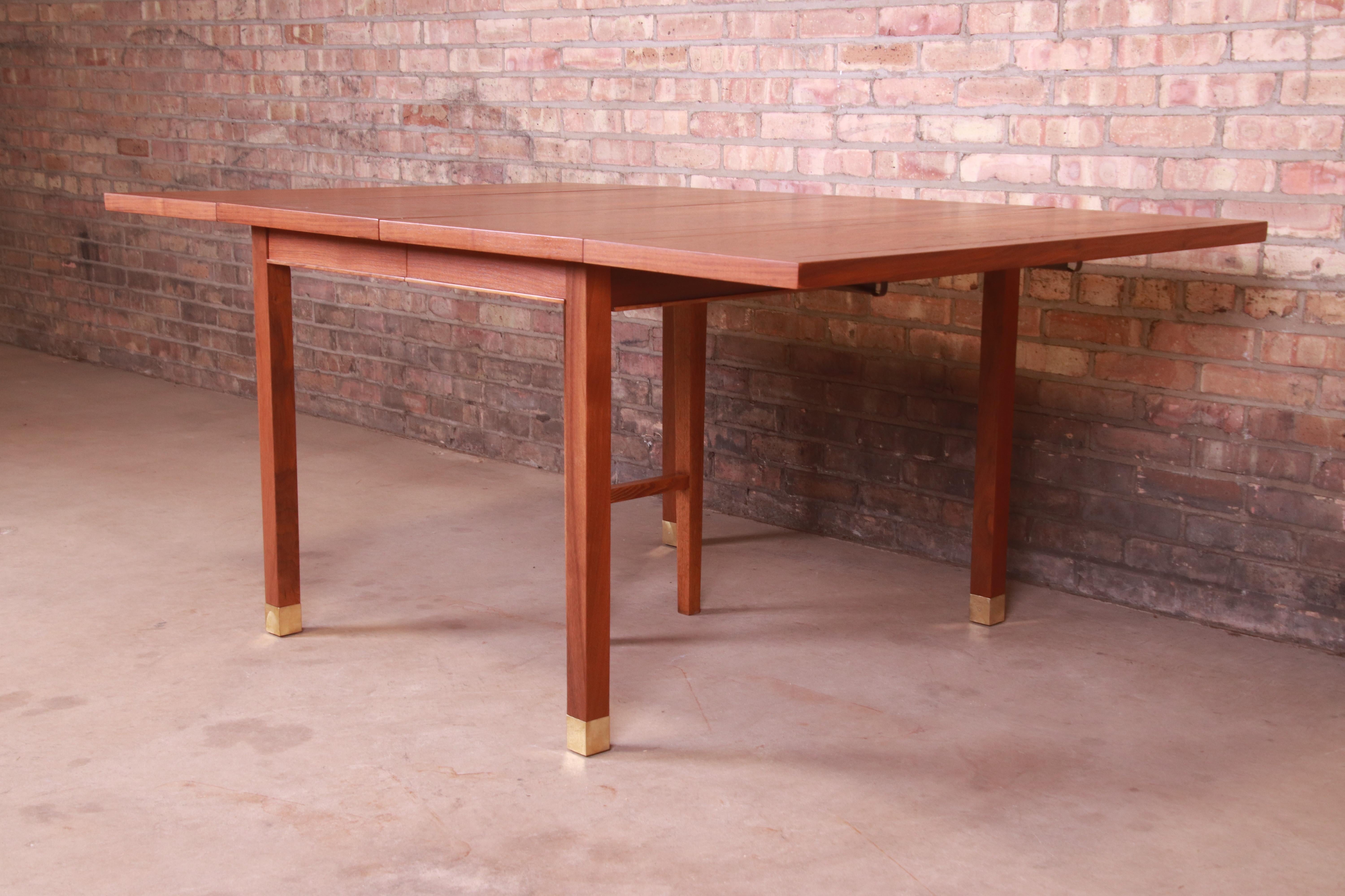 Harvey Probber Style Mid-Century Modern Walnut Dining Table, Newly Refinished For Sale 6