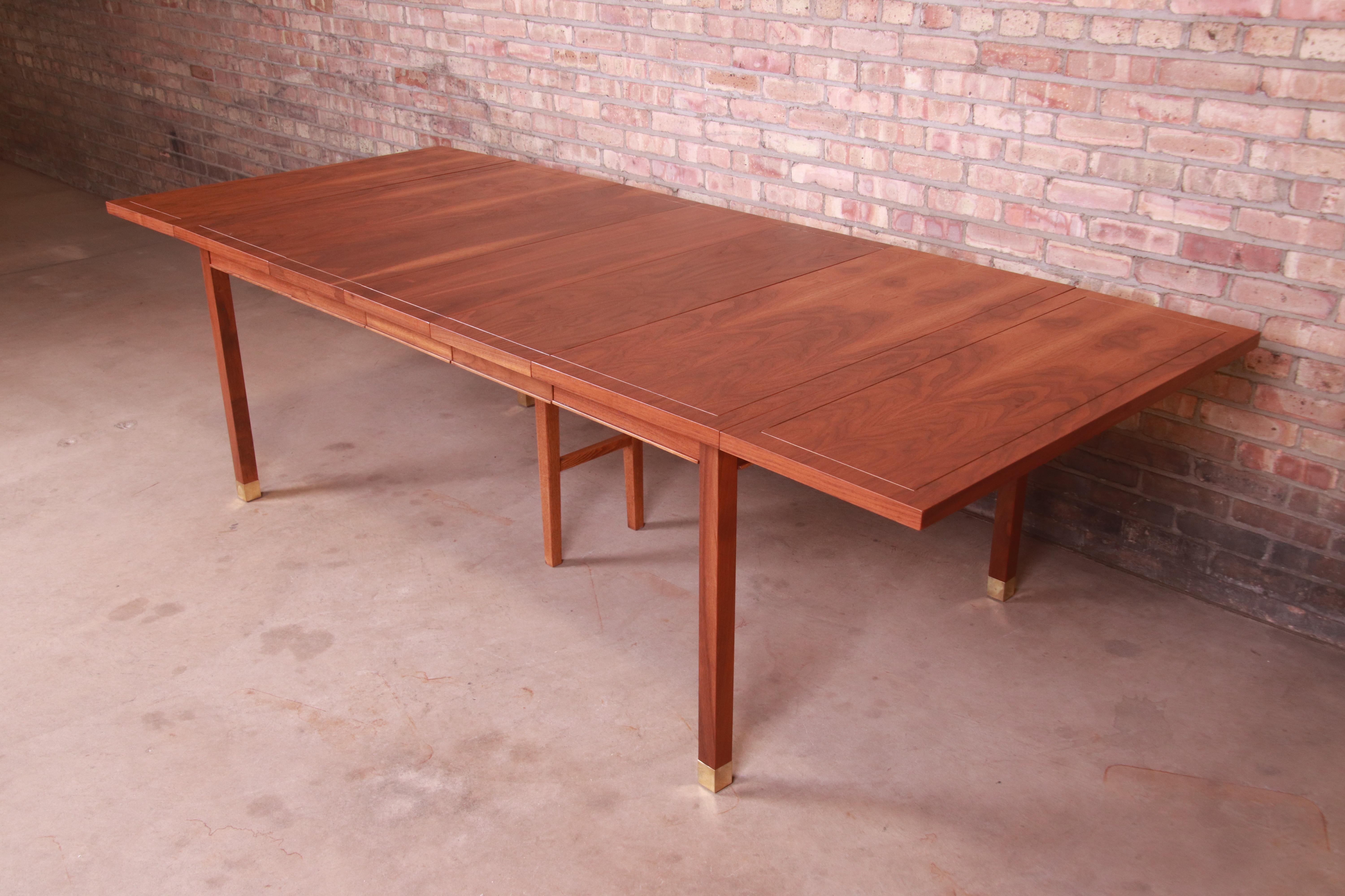 Mid-20th Century Harvey Probber Style Mid-Century Modern Walnut Dining Table, Newly Refinished For Sale