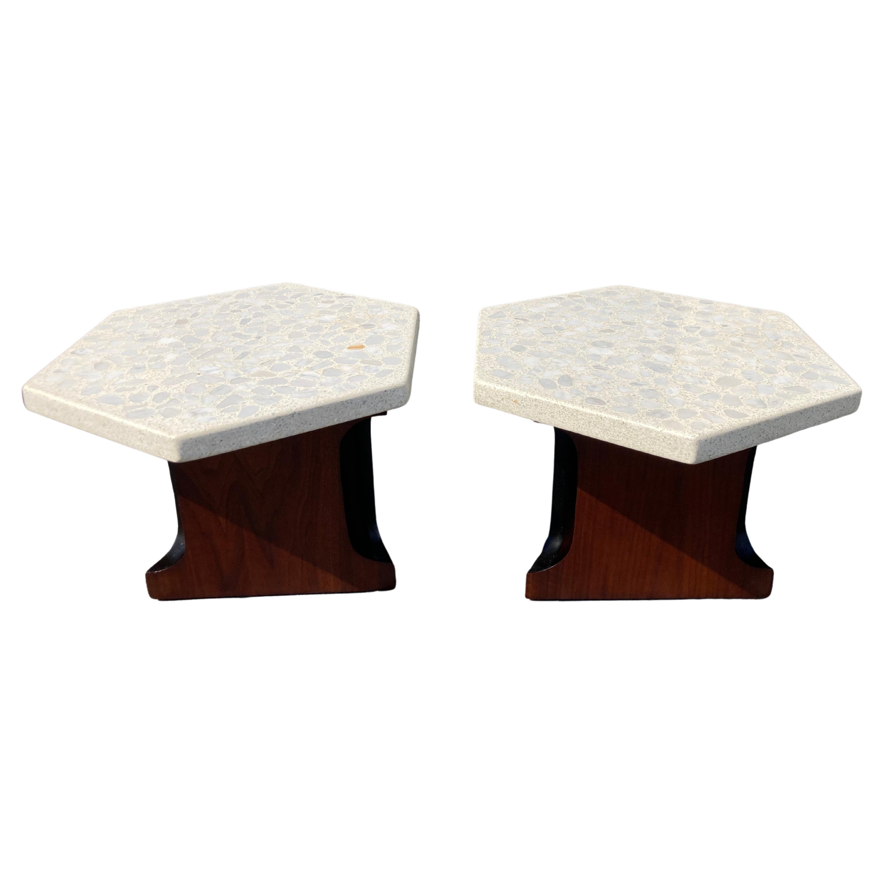 Tables d'appoint hexagonales Terazzo style Harvey Probber avec plateau