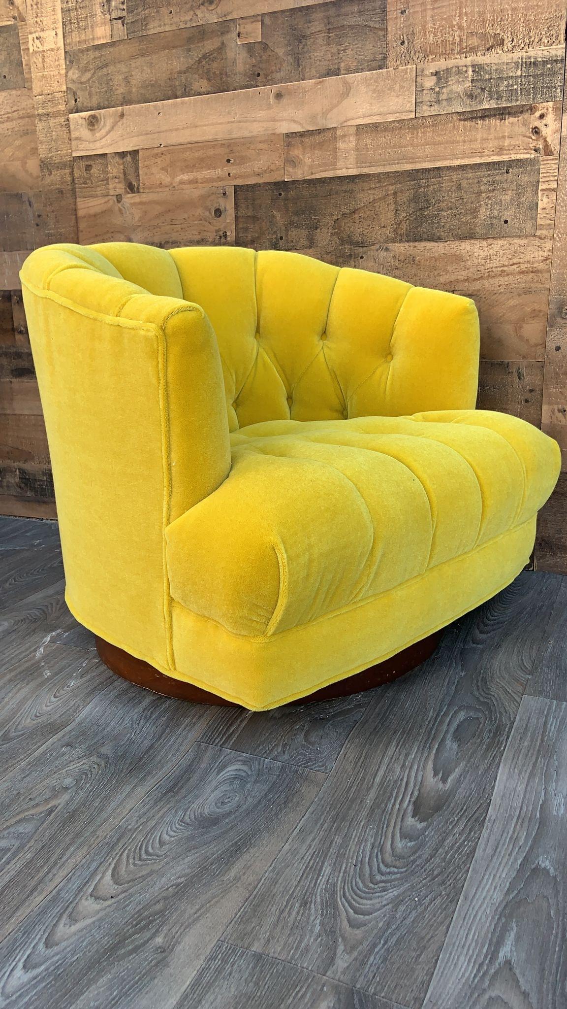 Harvey Probber Style Tufted Barrel Back Swivel Lounge Chair in Yellow Mohair For Sale 5
