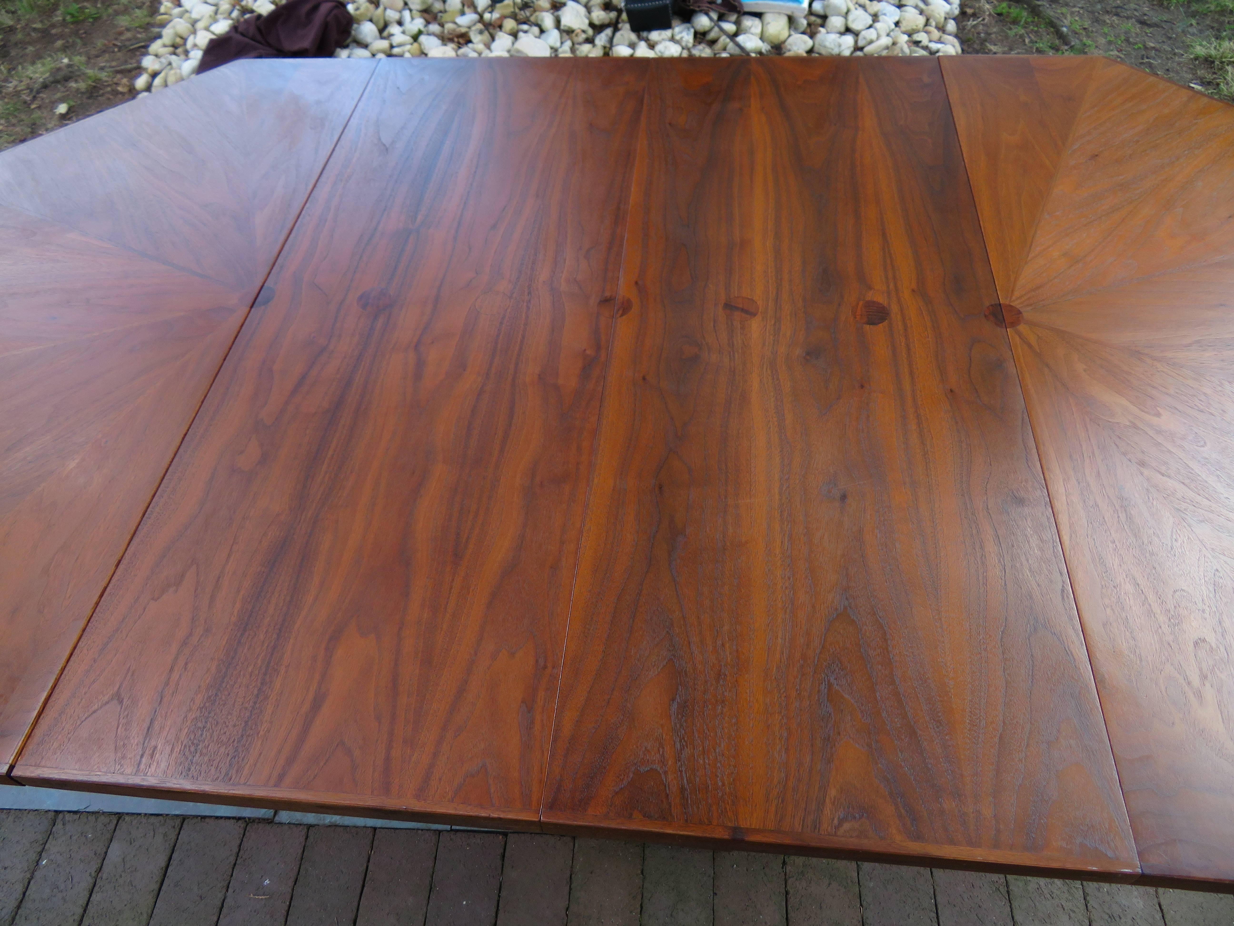 Harvey Probber Style Walnut Octagon Extension Table 2 Leaves Mid-Century Modern 1