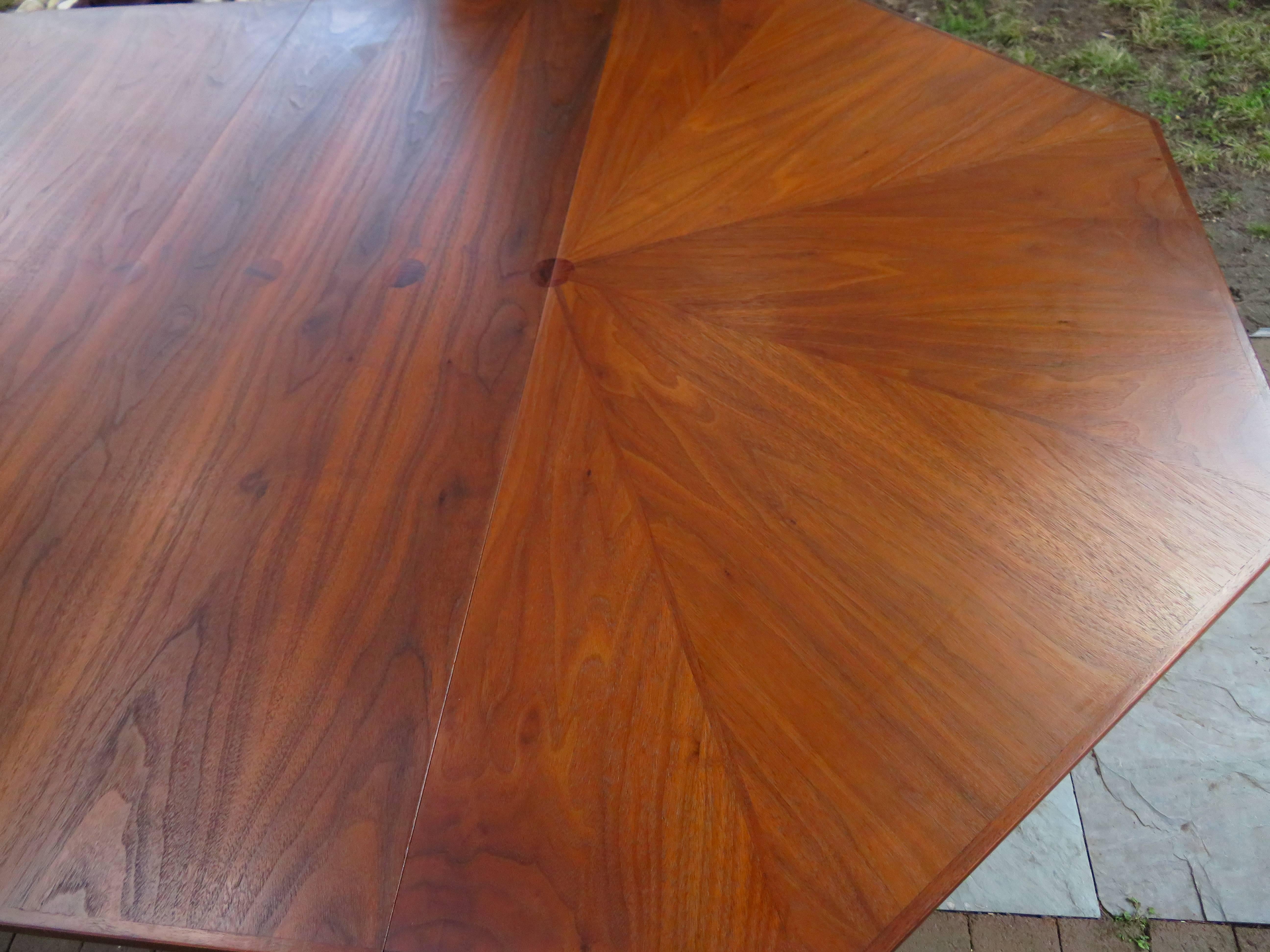 Harvey Probber Style Walnut Octagon Extension Table 2 Leaves Mid-Century Modern 2