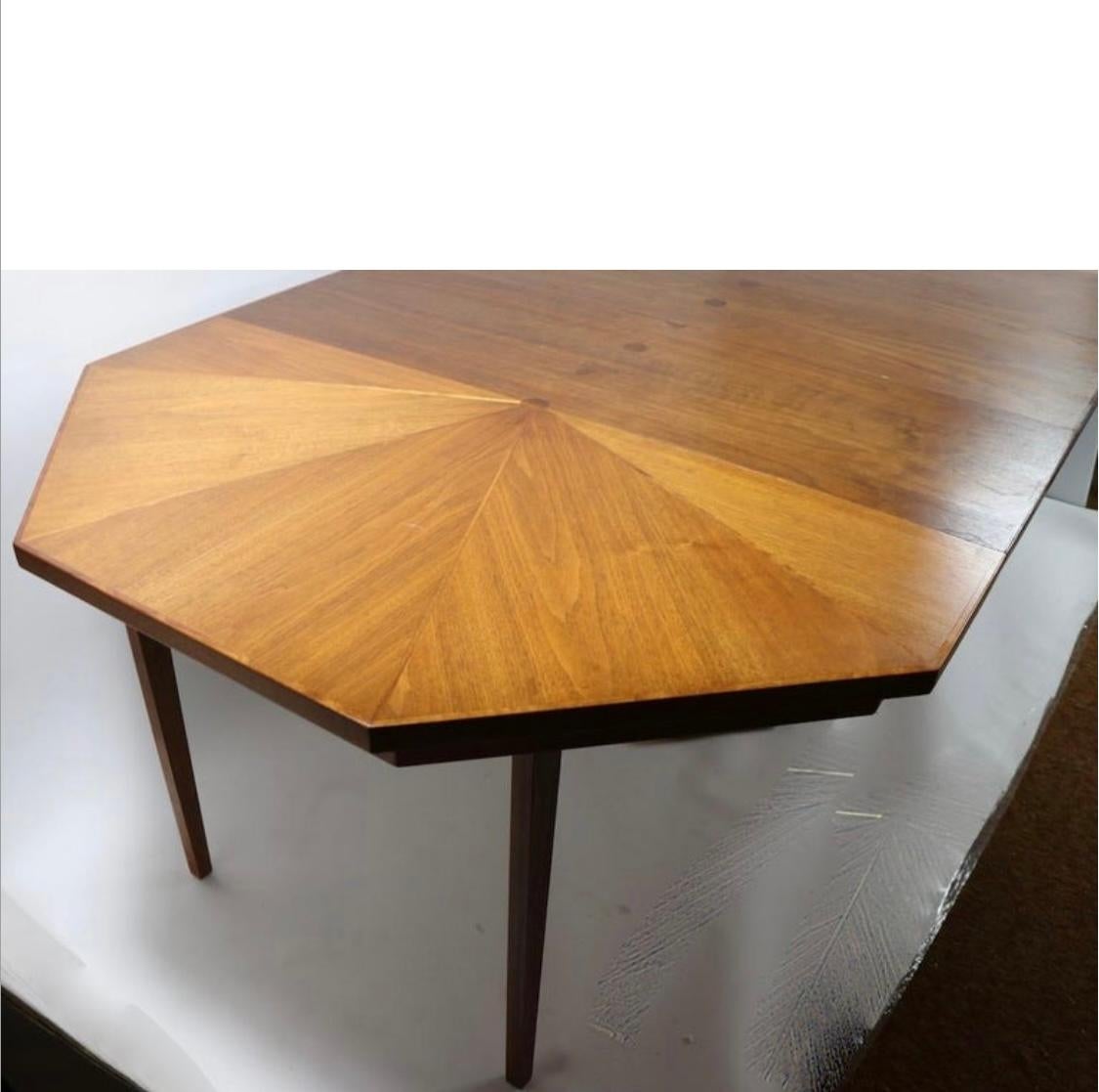 Inlay Harvey Probber Style Walnut Octagon Extension Table 3 Leaves Mid-Century Modern