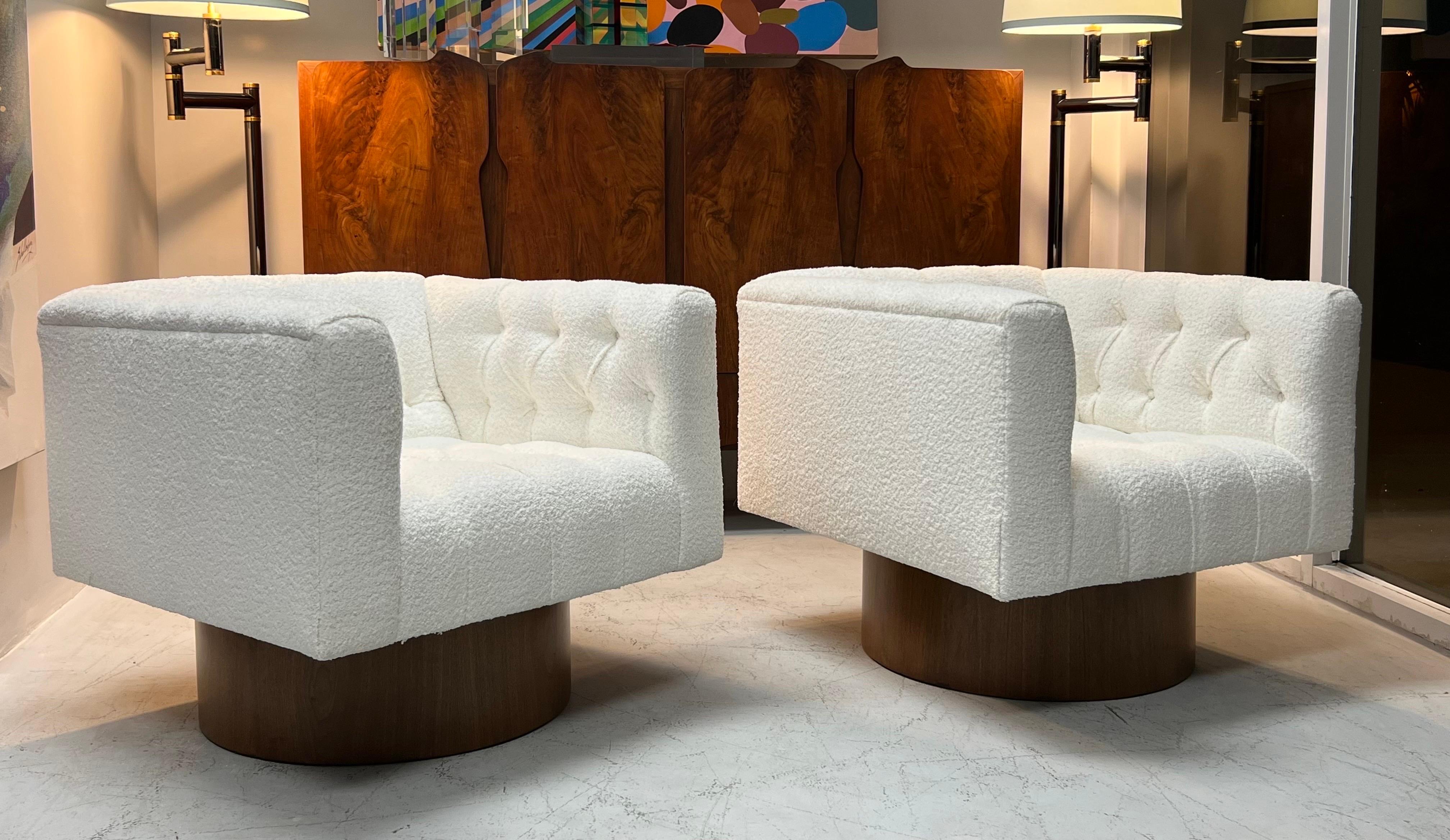 Harvey Probber Swivel Cube Club Lounge Chairs  For Sale 2